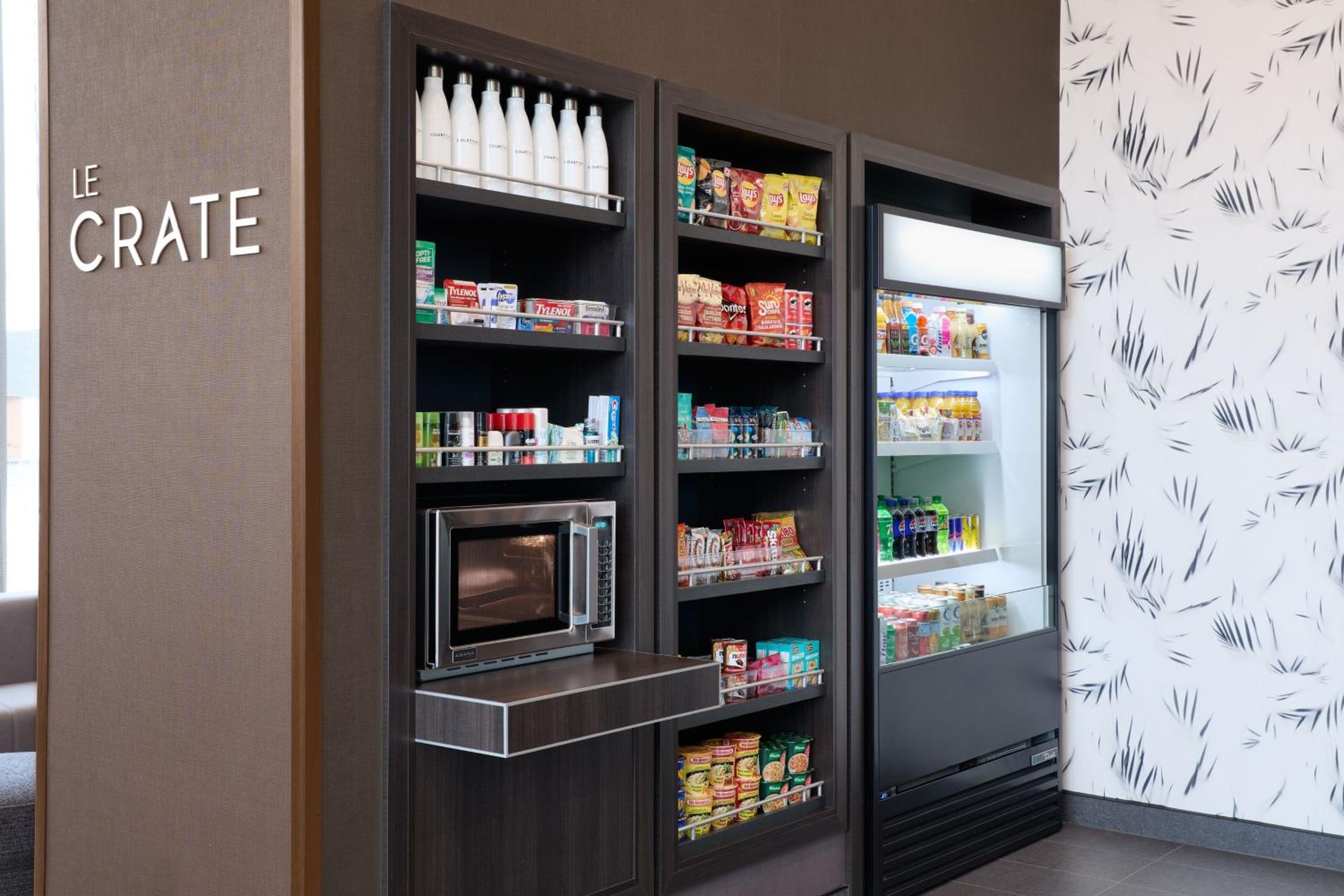 Montreal Vacations - Courtyard by Marriott Montreal Laval - Property Image 2