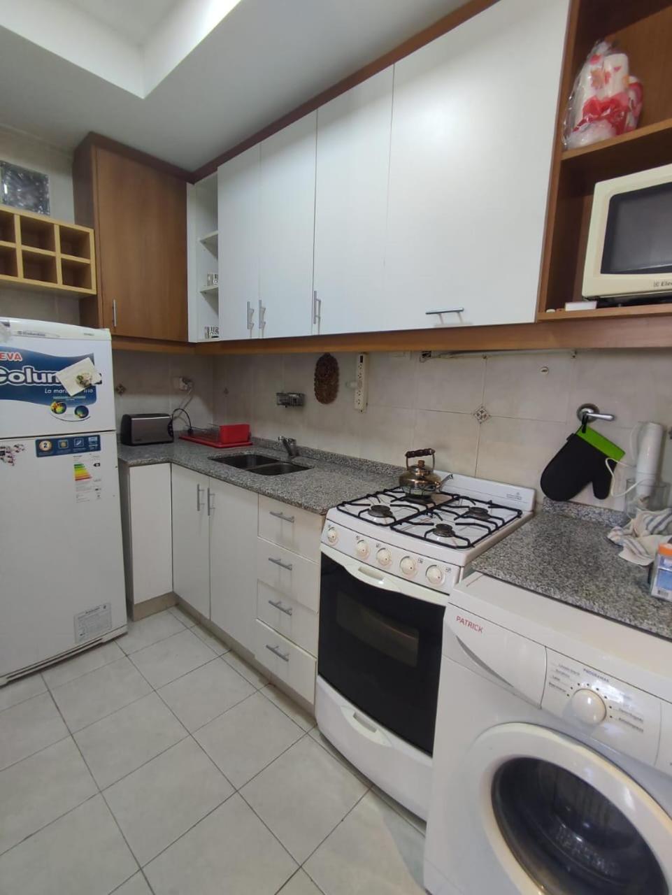 Departamento Vía Abasto, a tres cuadras del shopping Abasto sobre Avenida Corrientes