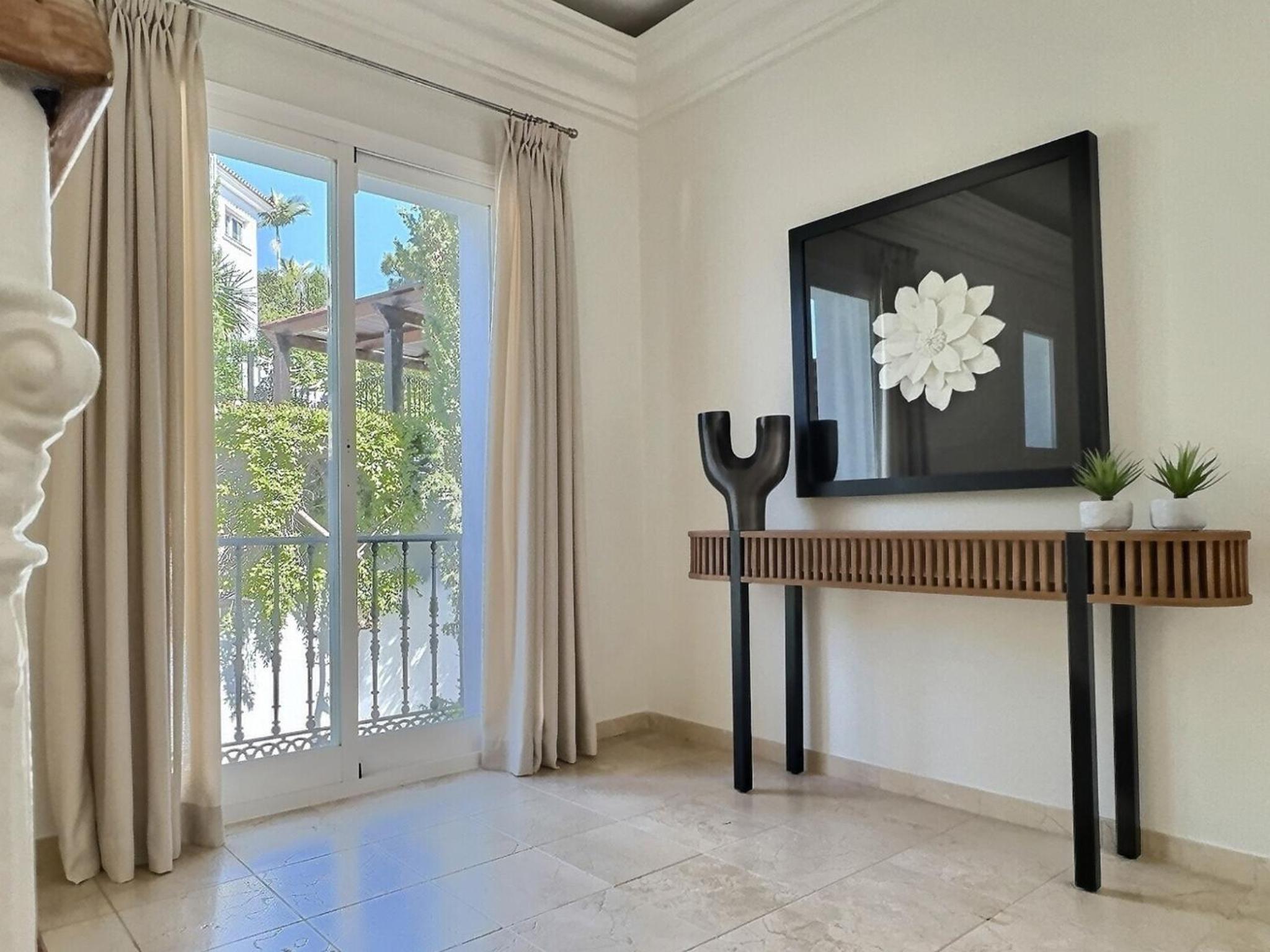 Fabulous 8-bedroom Andalucian family Villa with panoramic vistas of La Concha Marbella