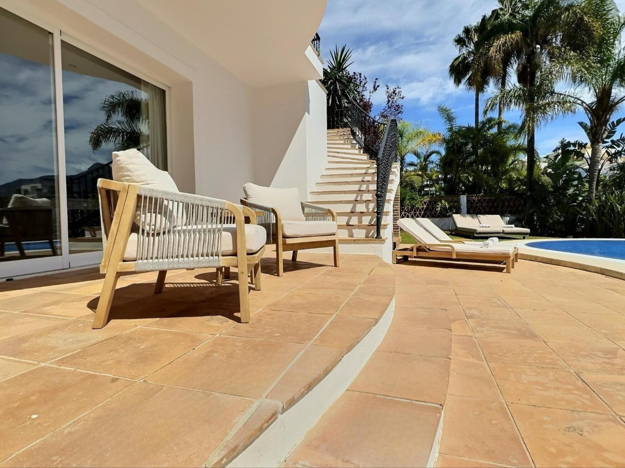 Fabulous 8-bedroom Andalucian family Villa with panoramic vistas of La Concha Marbella