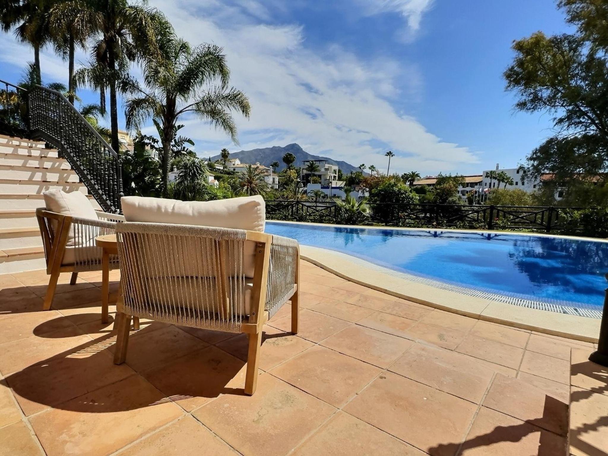 Fabulous 8-bedroom Andalucian family Villa with panoramic vistas of La Concha Marbella