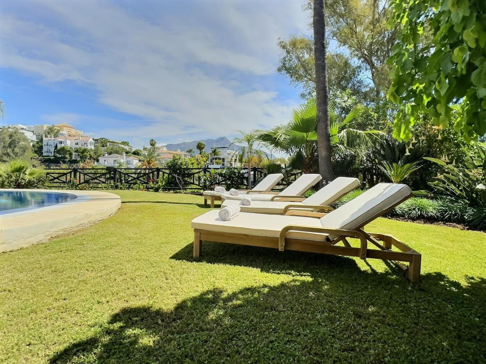 Fabulous 8-bedroom Andalucian family Villa with panoramic vistas of La Concha Marbella