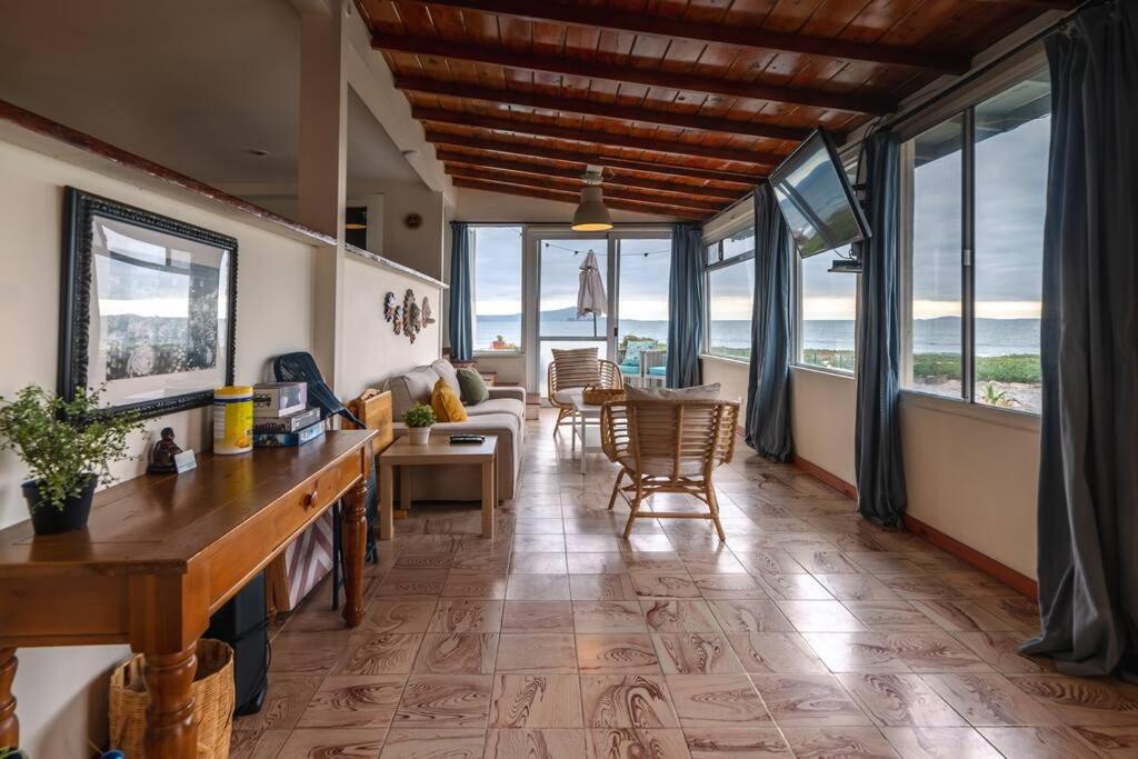 Ensenada Vacations - Beachfront CASA SOL - closest to the sand - Property Image 24