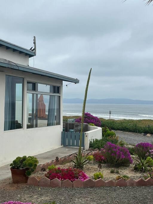 Ensenada Vacations - Beachfront CASA SOL - closest to the sand - Property Image 22
