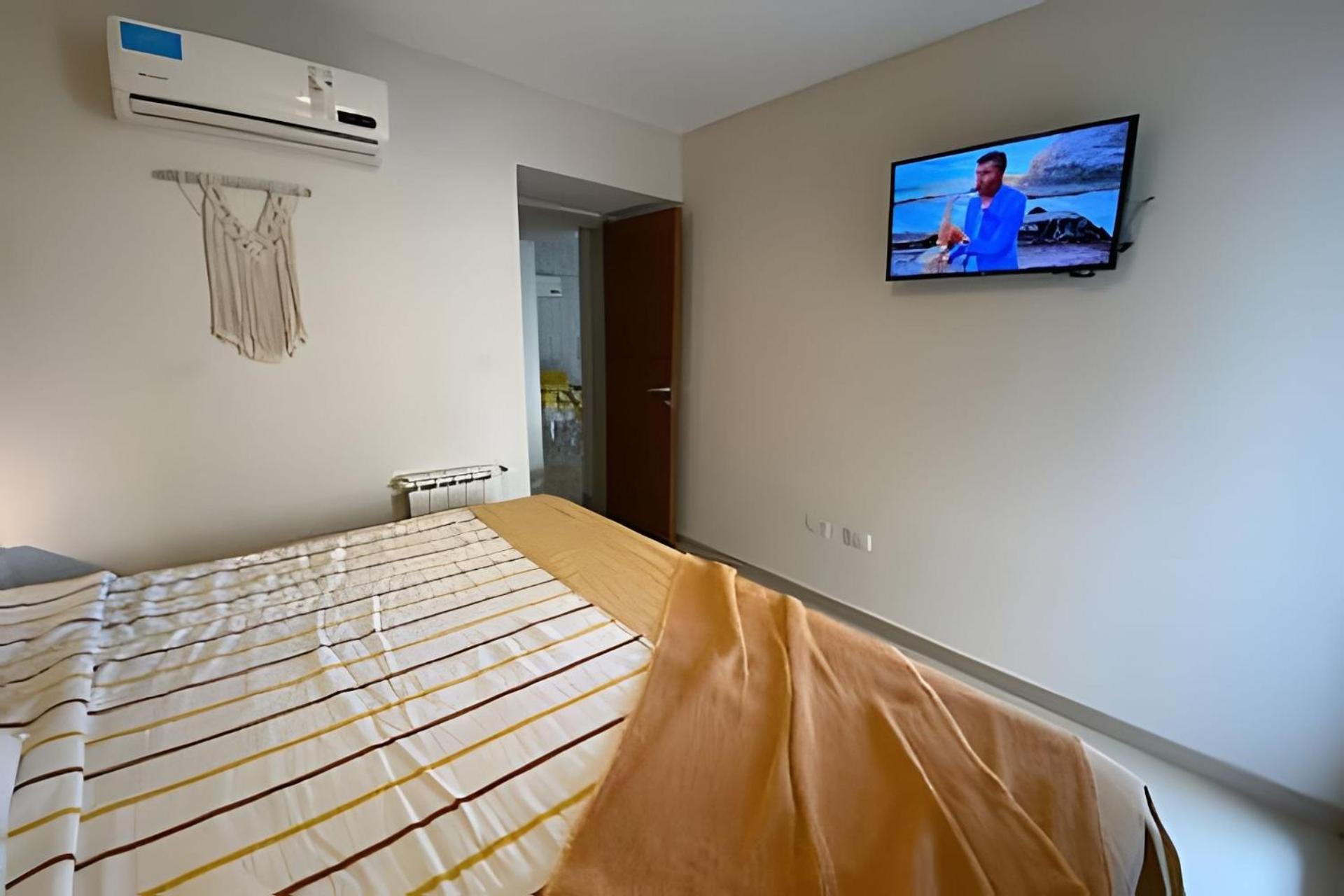 Ecco Apartment, con cochera by BEDBOOK