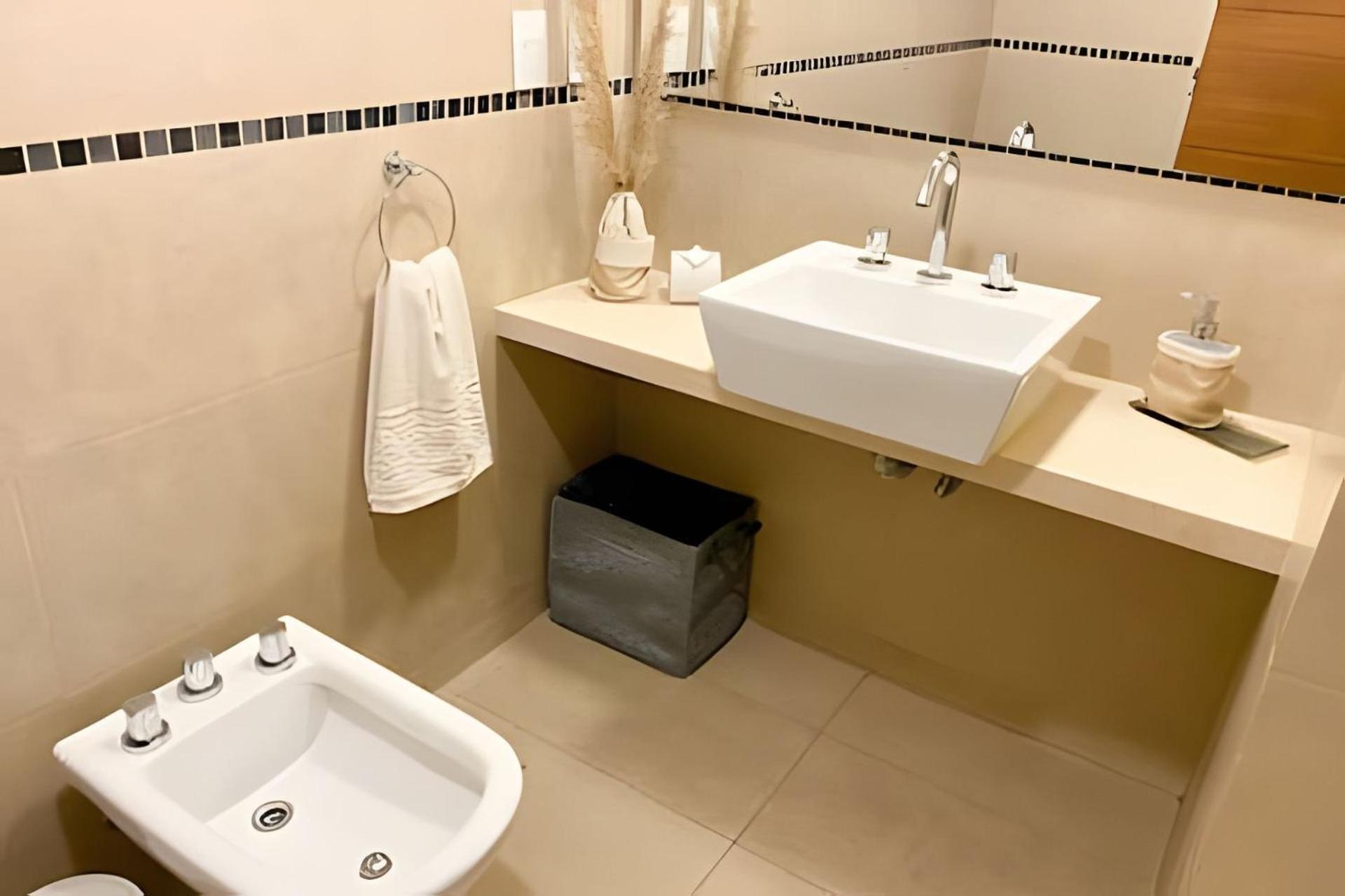 Ecco Apartment, con cochera by BEDBOOK