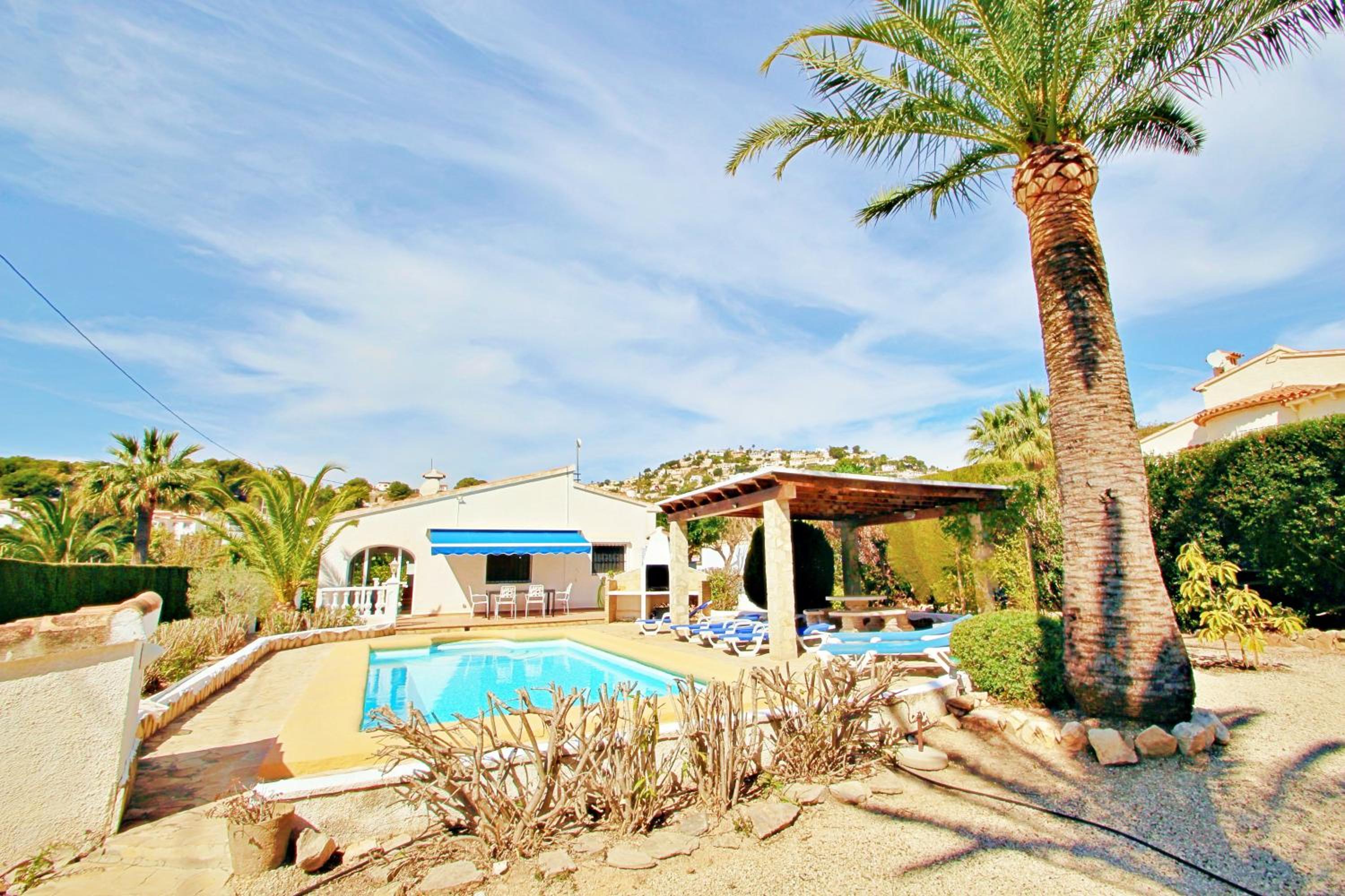 Kathrin - beautiful little house in pretty grounds with lovely views in Benissa photo 3