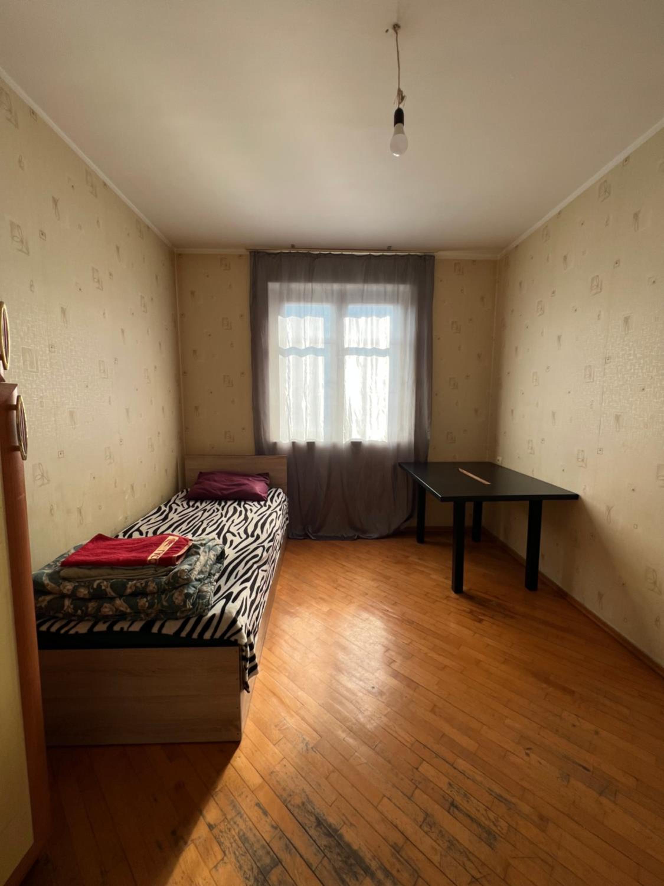 5th floor room in the flat R1 view 2