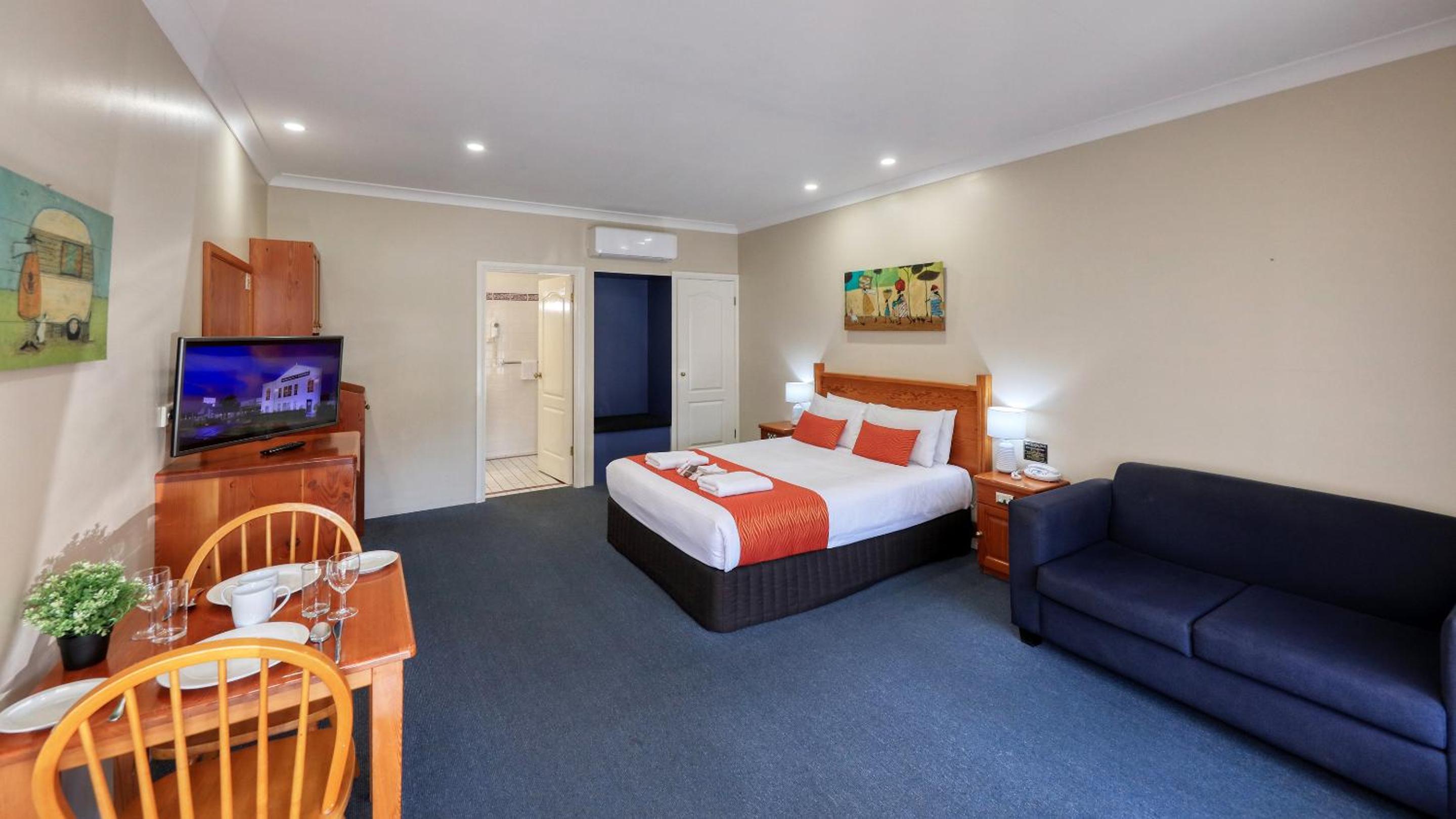 Breakout Motor Inn