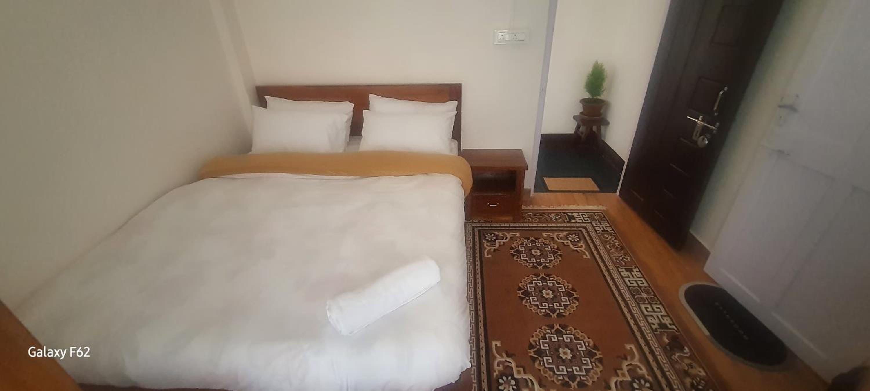 Photo 9