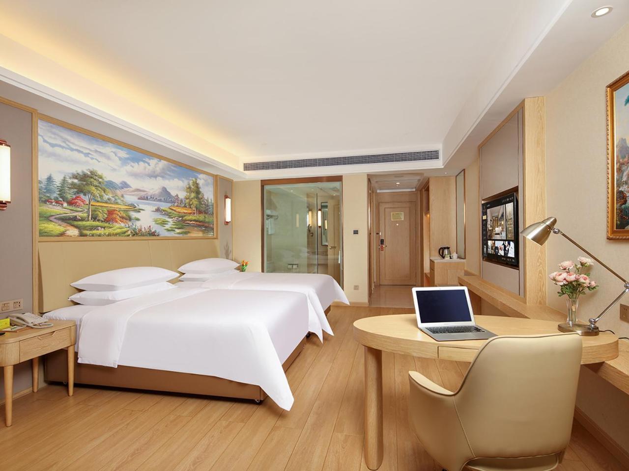 Vienna International Hotel Wenchang