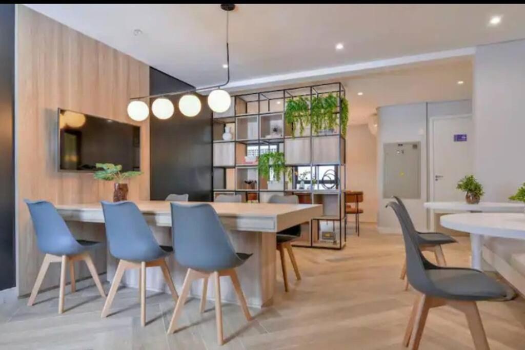 Pinheiros Studio - Vista Praça Benedito Calixto