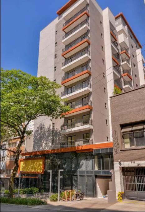 Pinheiros Studio - Vista Praça Benedito Calixto