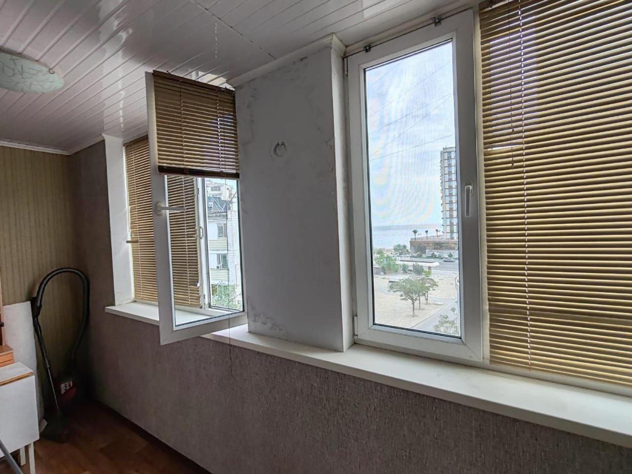 Apartment by the sea two rooms view 3