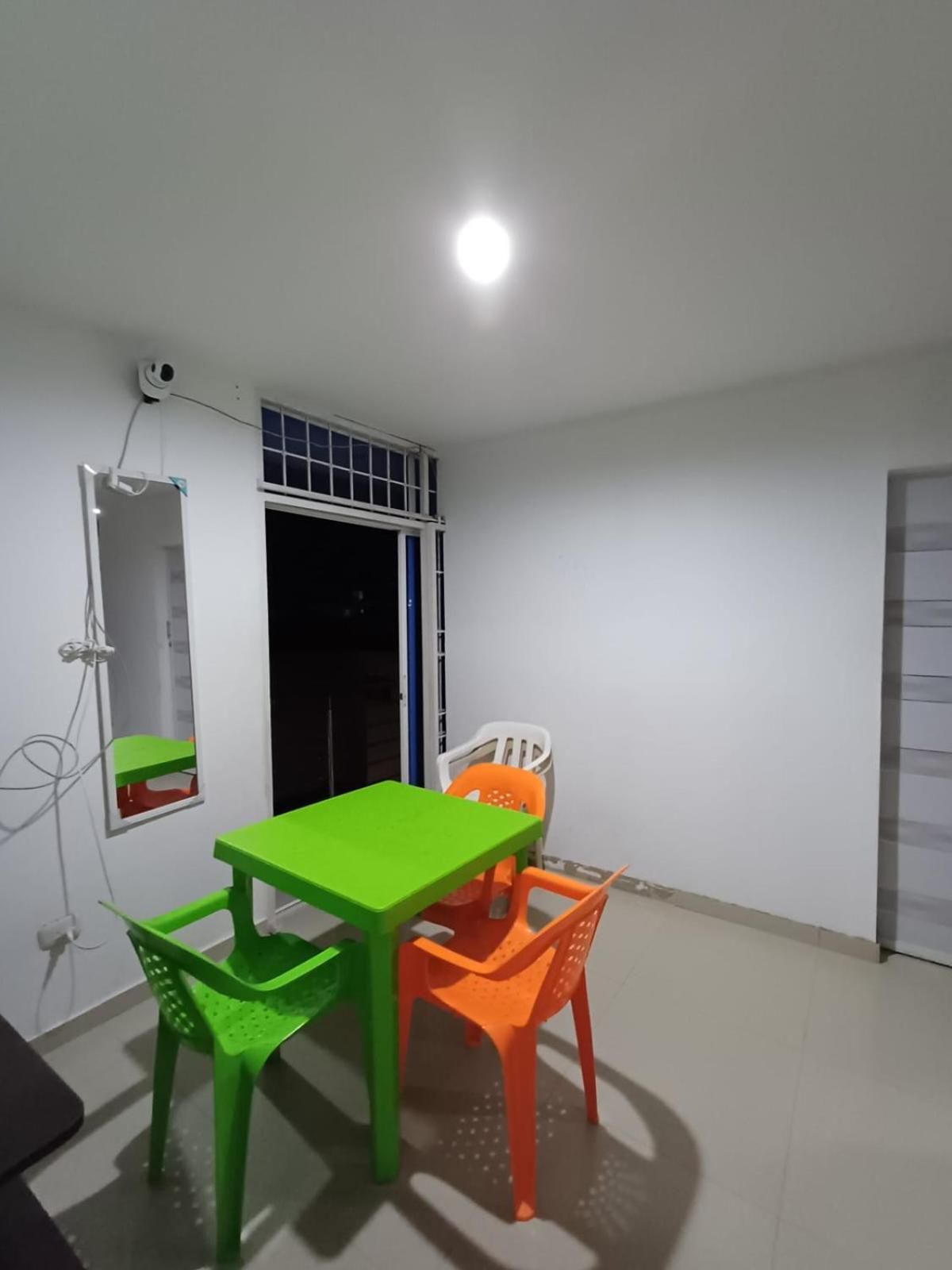3 NOCHES ESTANCIA MINIMA APARTAMENTO 3 HAB 7 PERSONAS aire acondicionado