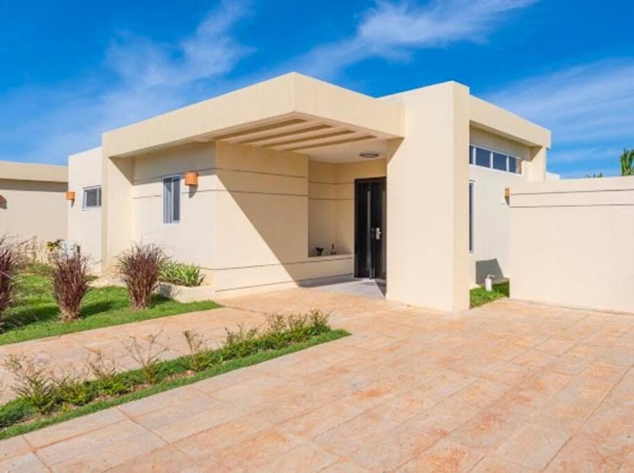 Caribbean Paradise Villa - 3 bed, 3 Bath and Pool