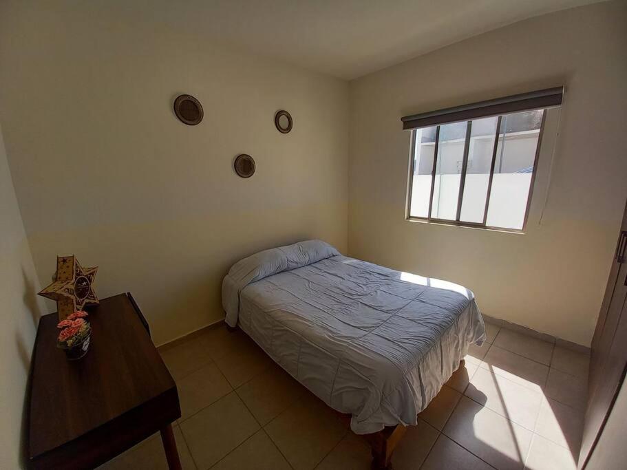 Residencia Vista del Sol. +Factura