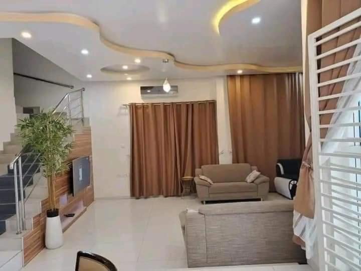 Villa duplex meublée piscine à Akpakpa ciné concorde