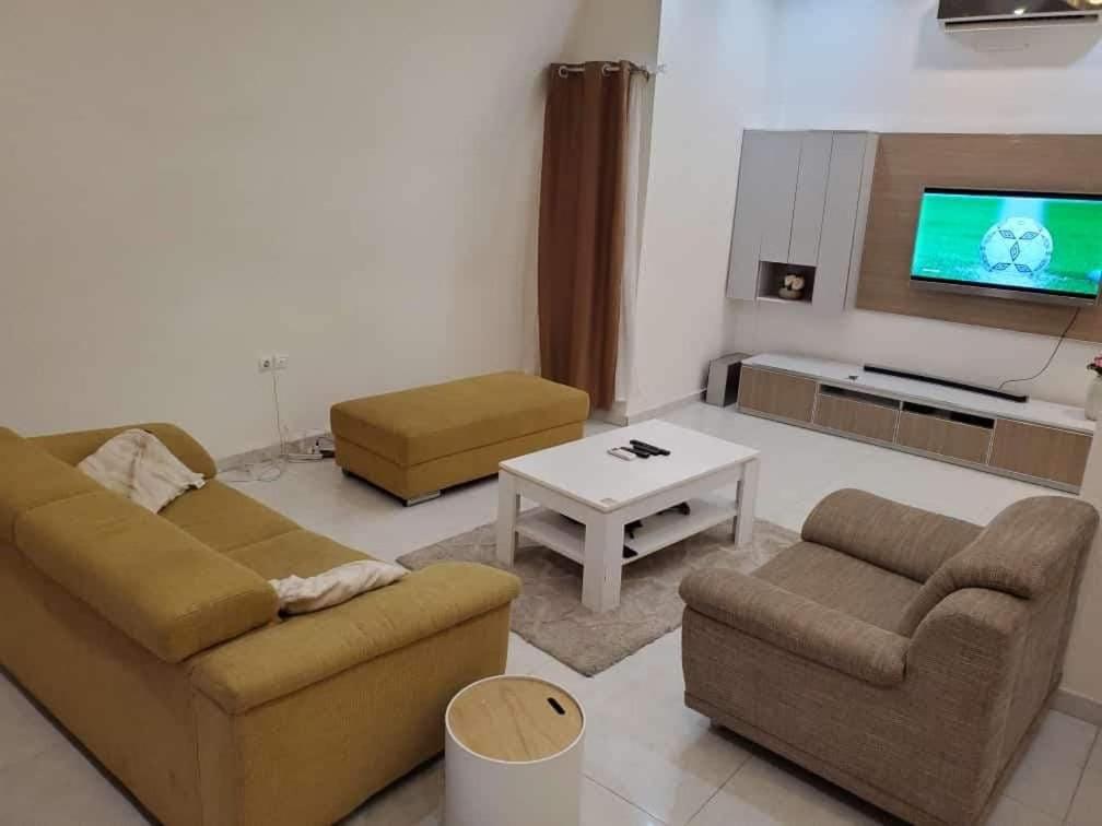 Villa duplex meublée piscine à Akpakpa ciné concorde