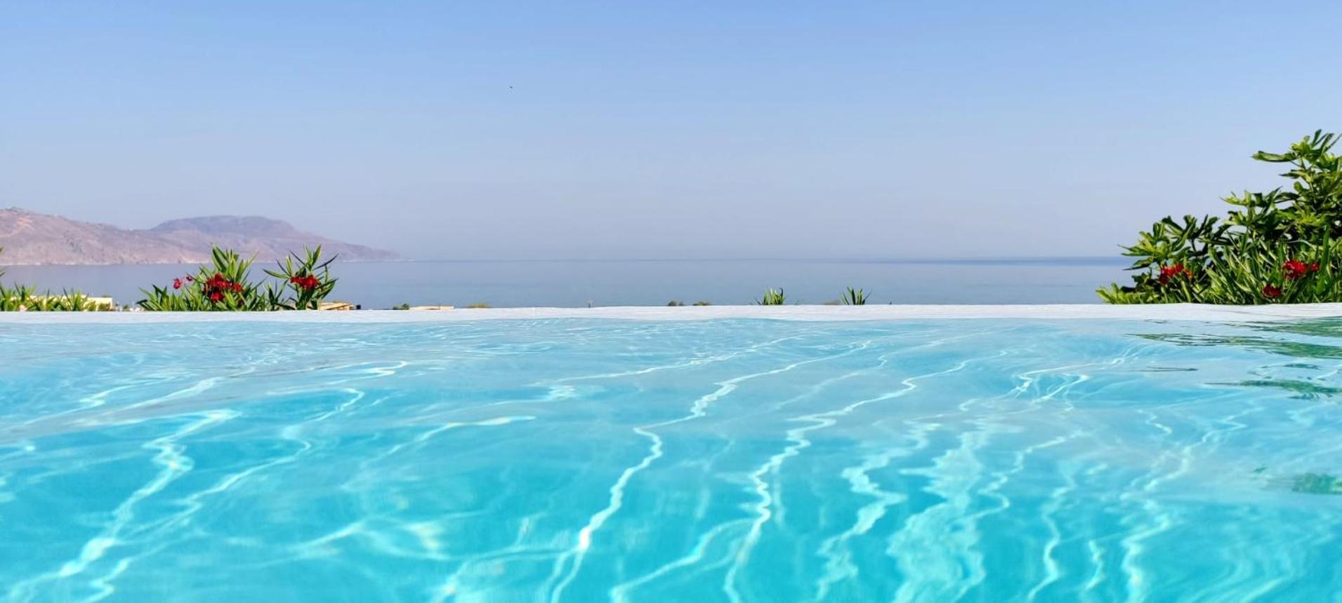 Blue Harmony villa Heated Pool Panorama view 4