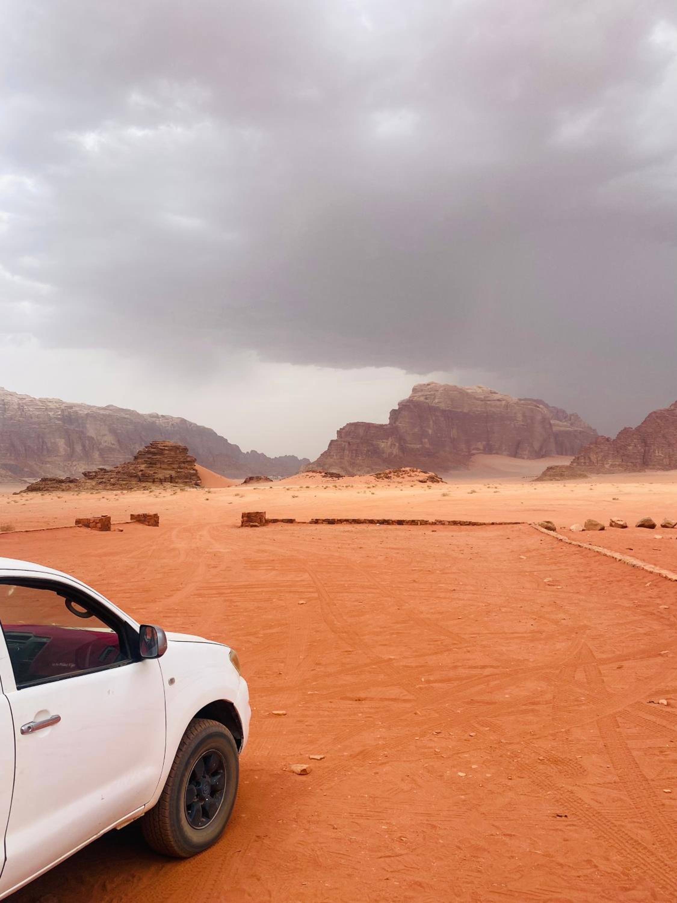 desert Hawk view 4
