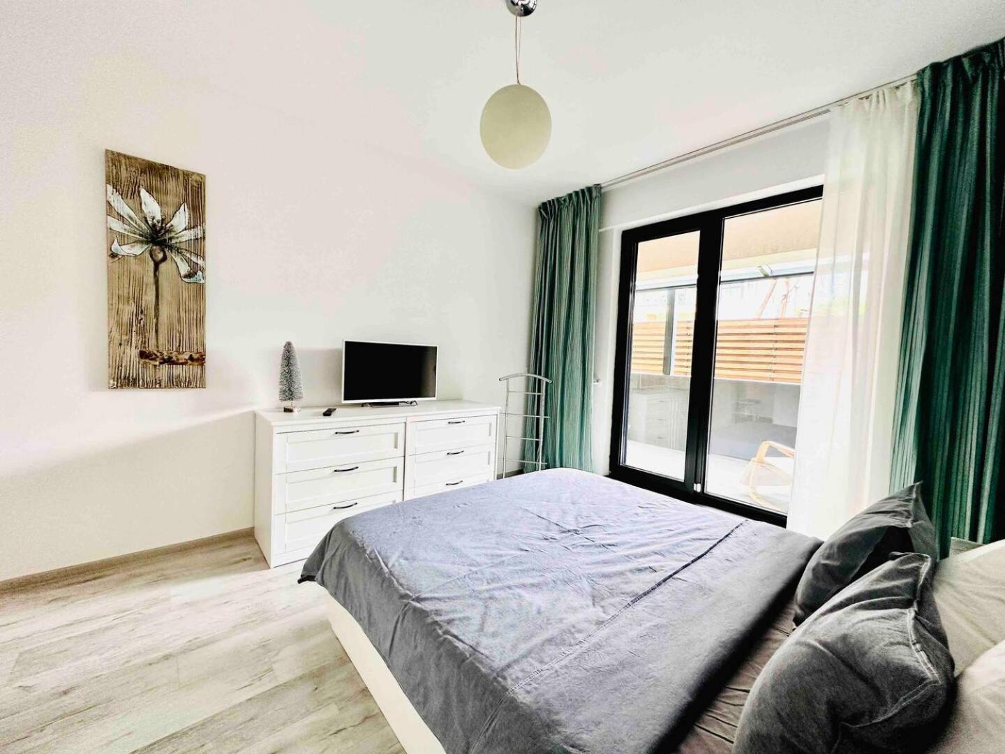 Lazo Two Room- Luxury Apartment view 5