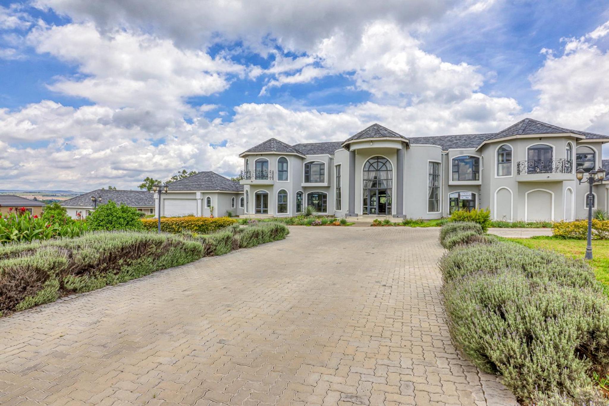 Villa Tasha Luxury Suites, Lanseria