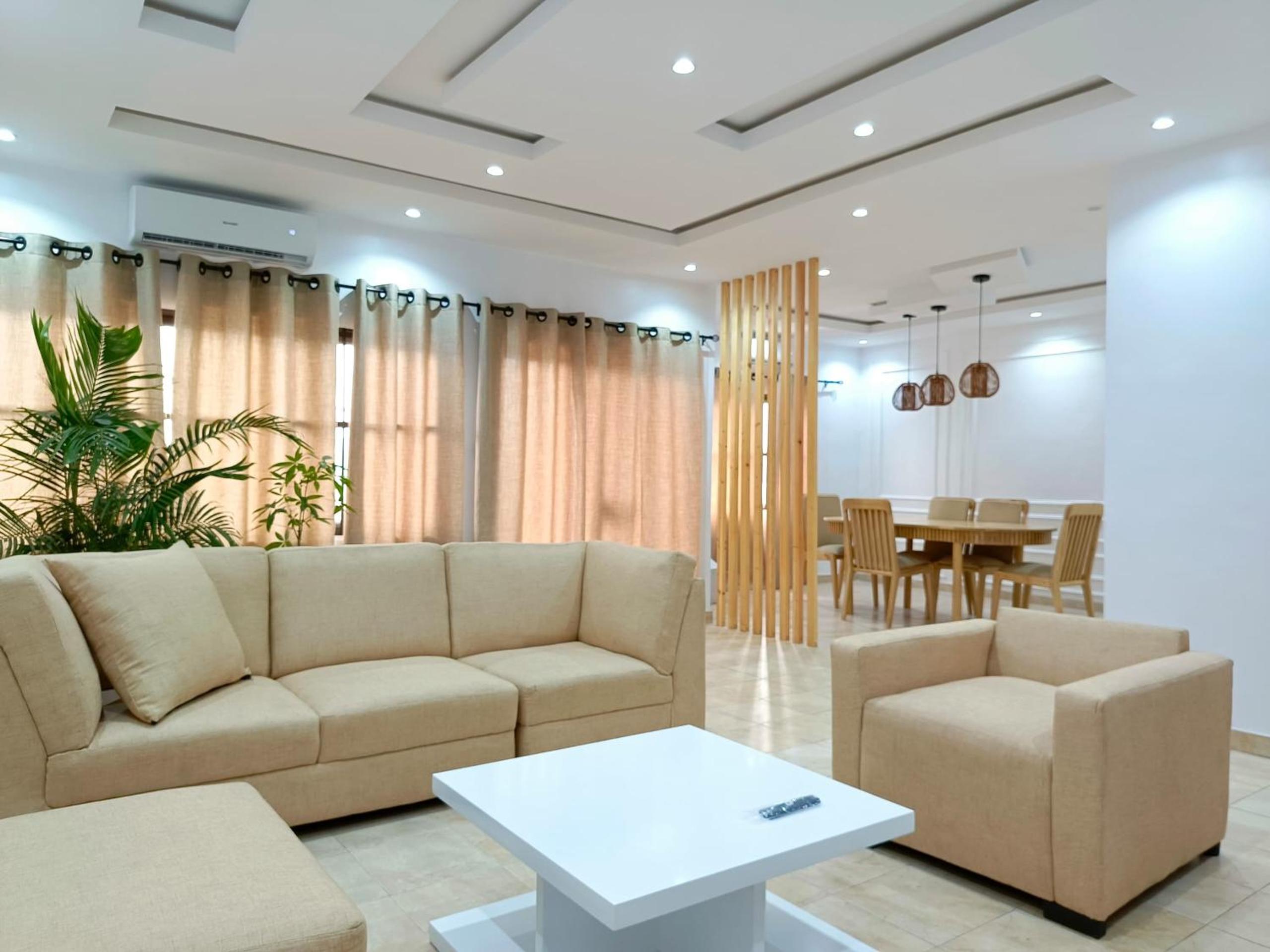 Résidence meublée Fidjrossè plage 3 chambres