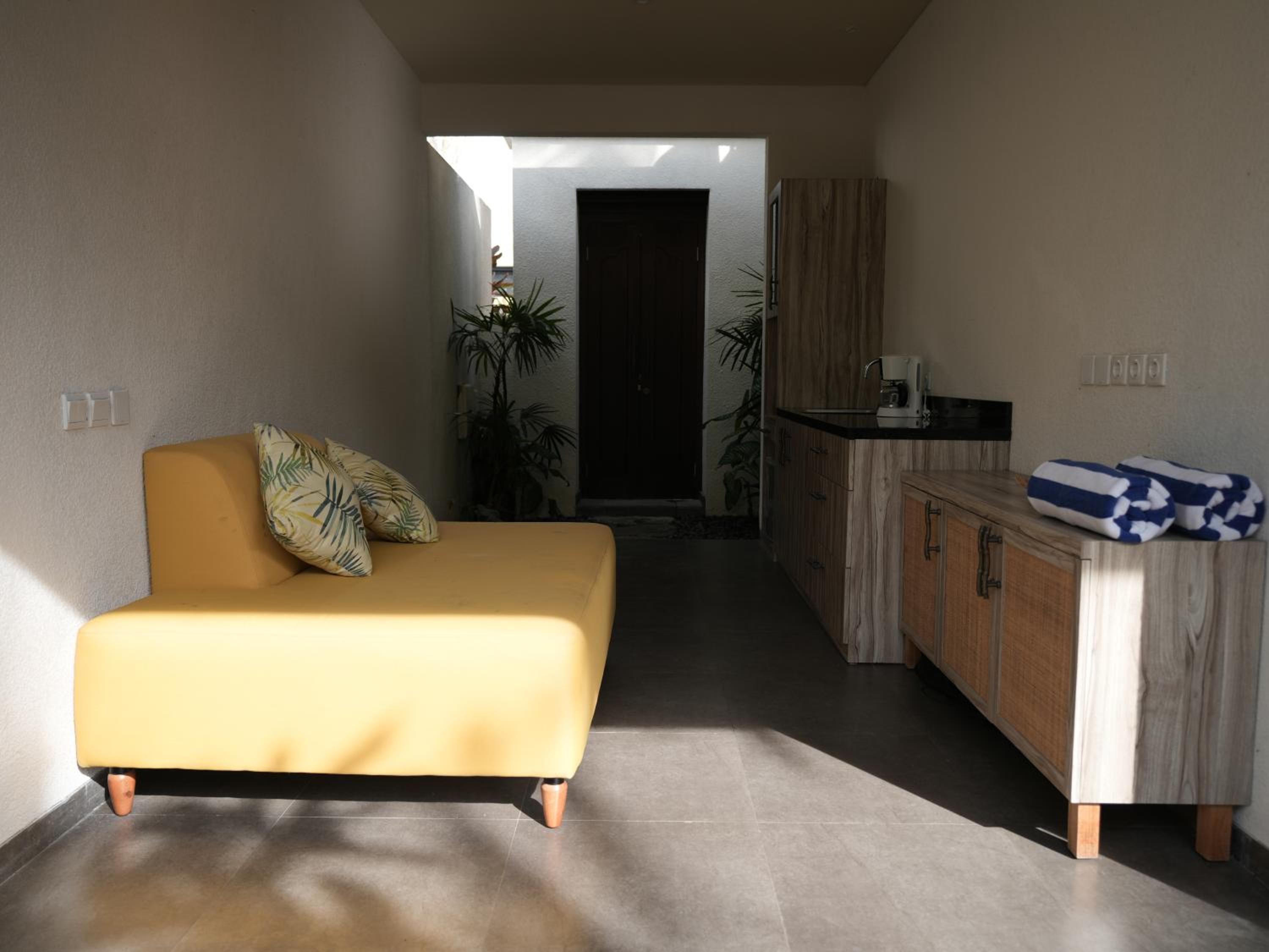 Daun Lebar Villas