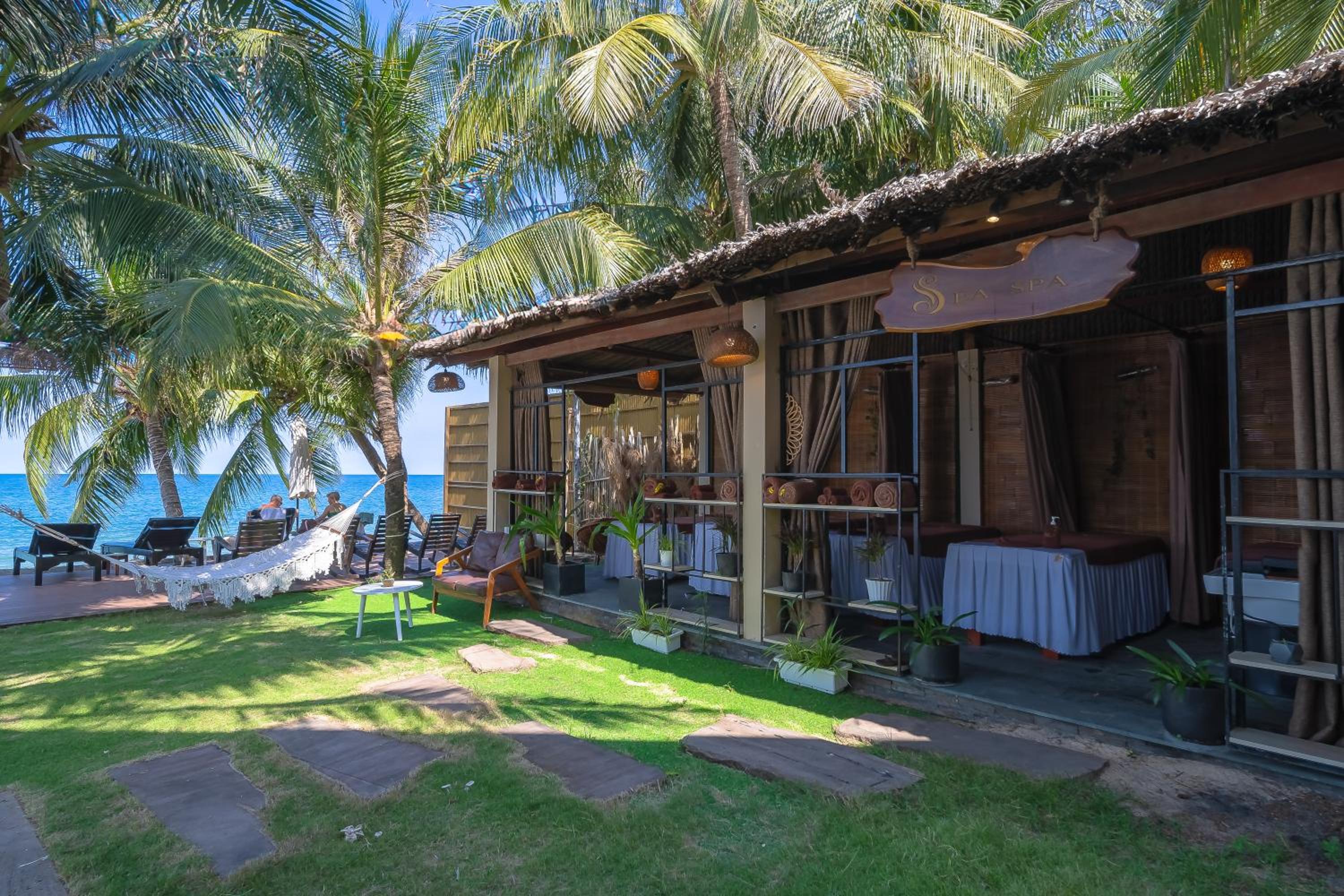 Anja Beach Resort & Spa