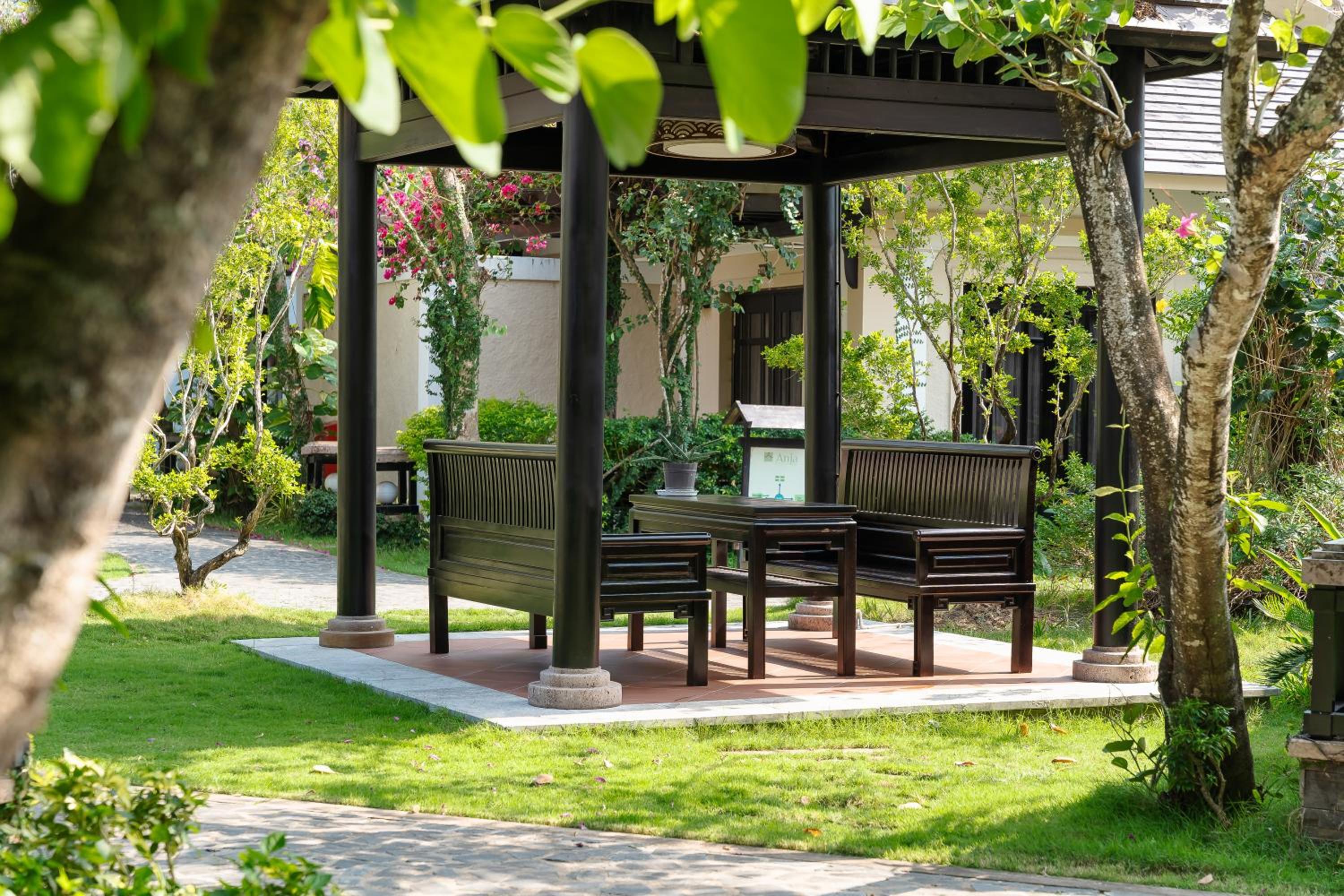Anja Beach Resort & Spa