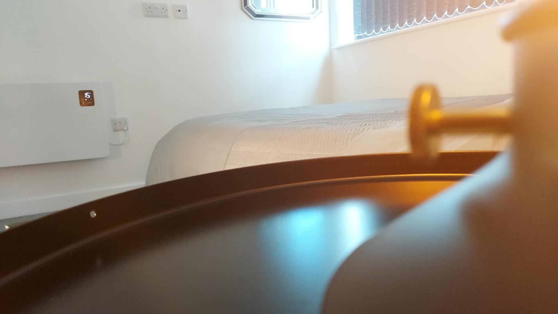 Stunning one bedroom near Old Trafford Stadium