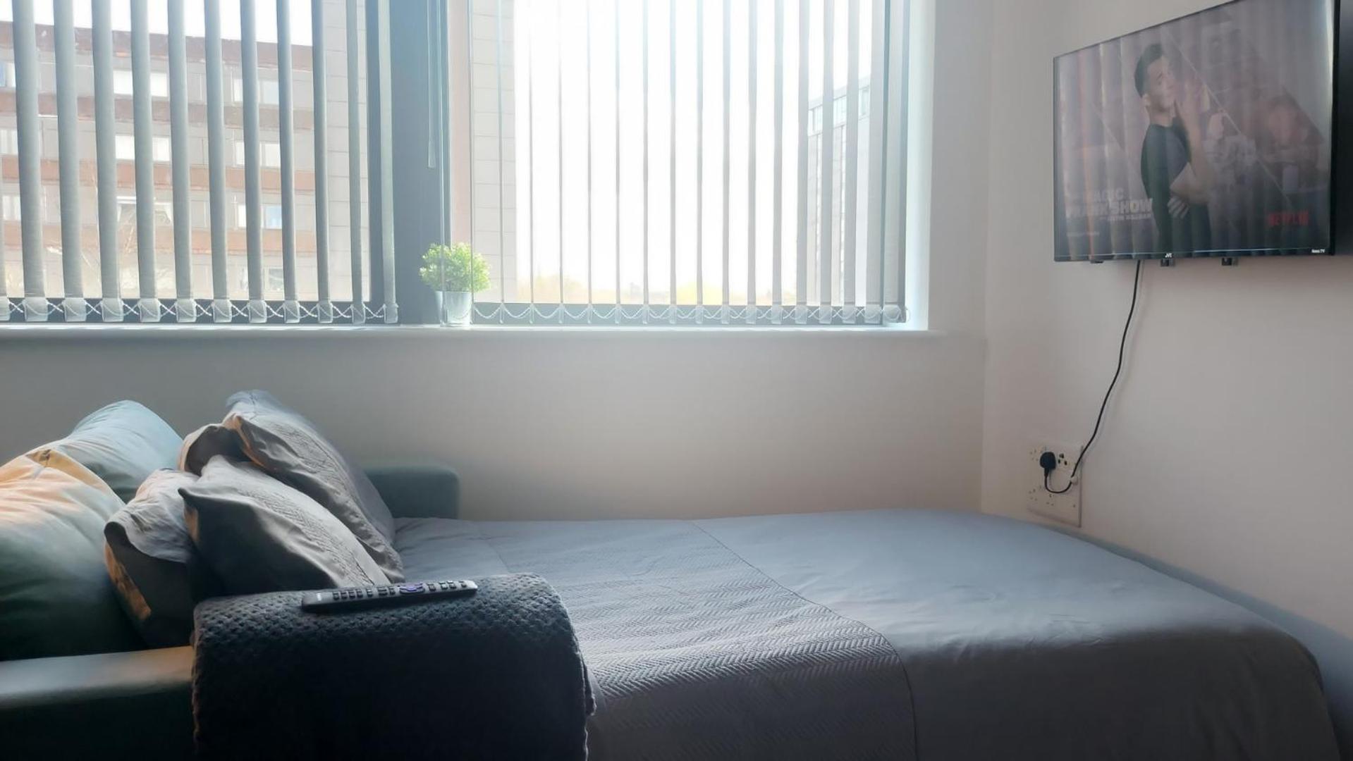 Stunning one bedroom near Old Trafford Stadium
