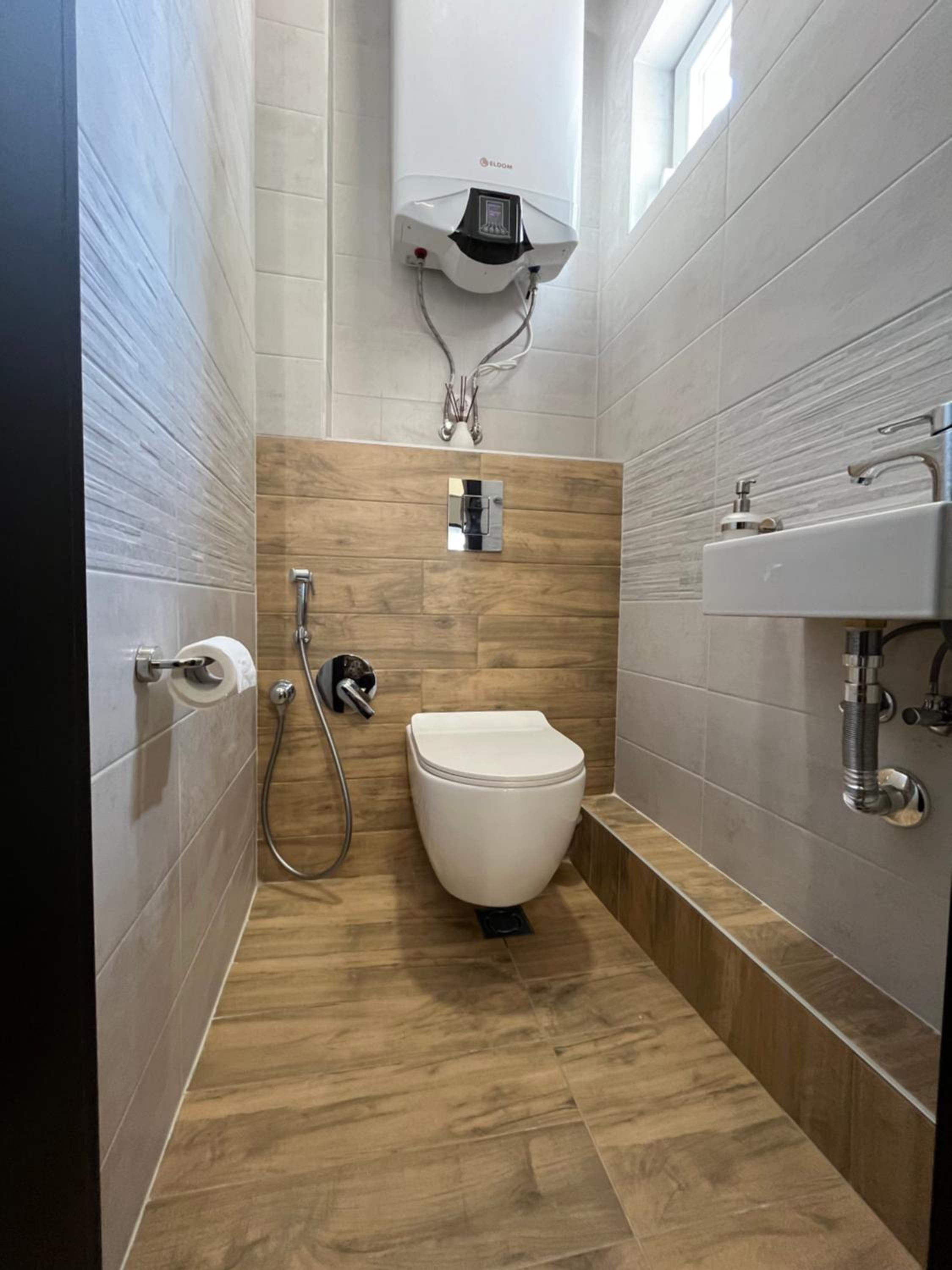 I&V Apartment