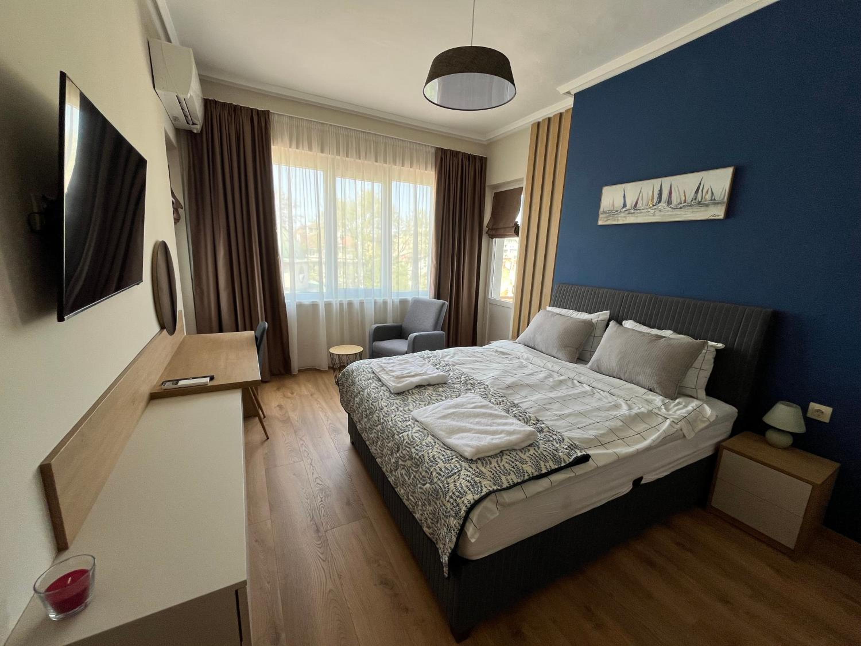 I&V Apartment