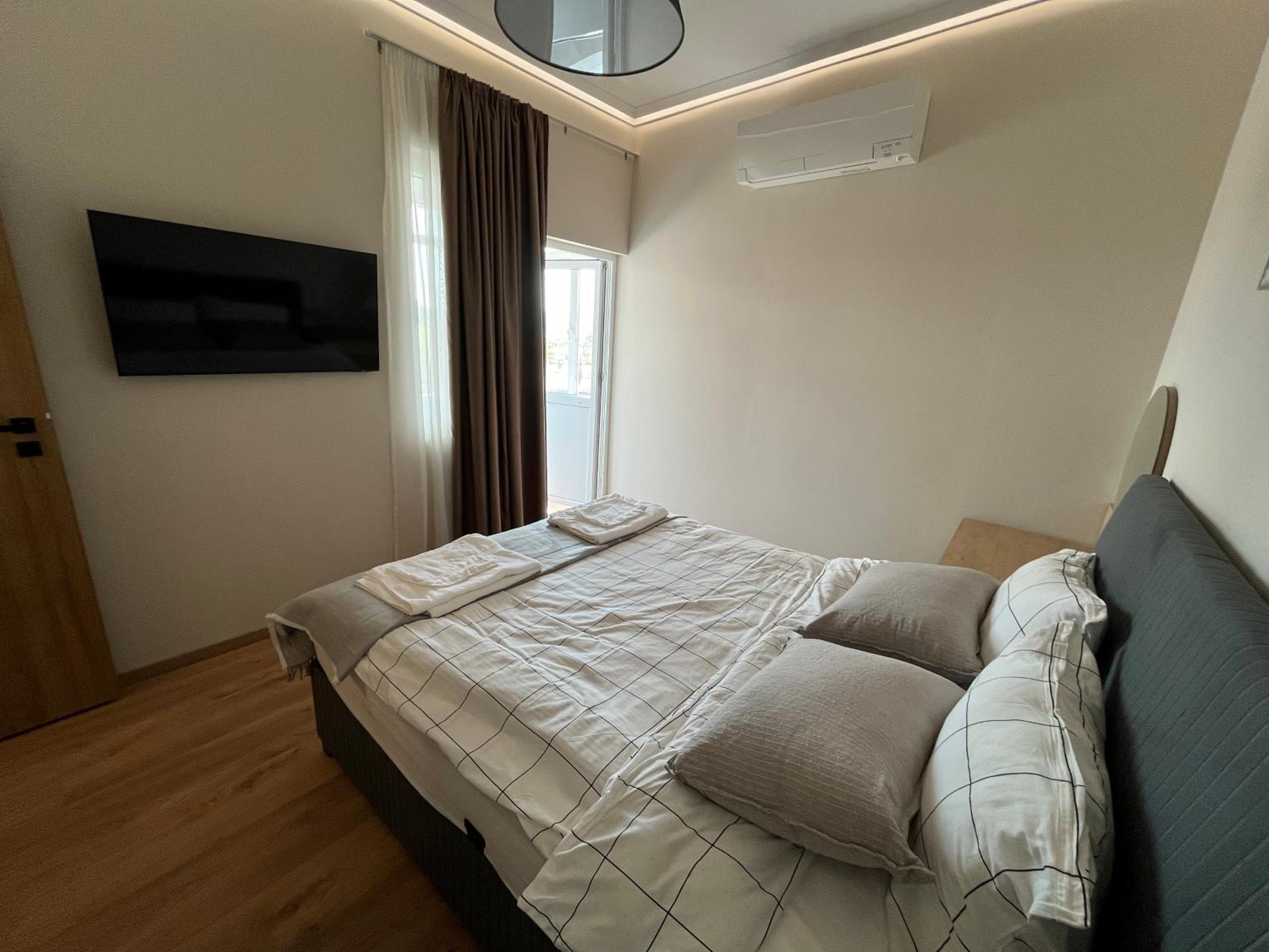 I&V Apartment