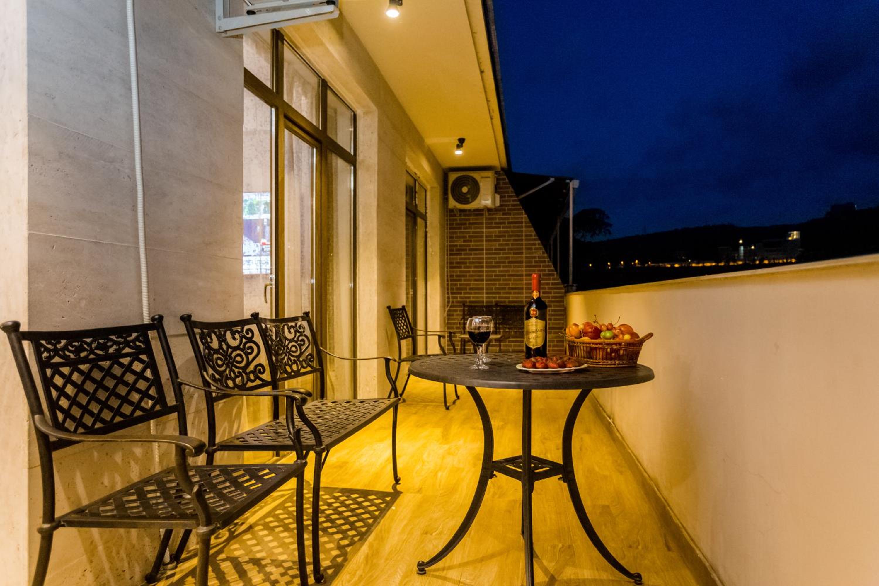 balance & terrace