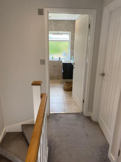 Seabreeze retreat with parking and a large garden view 3