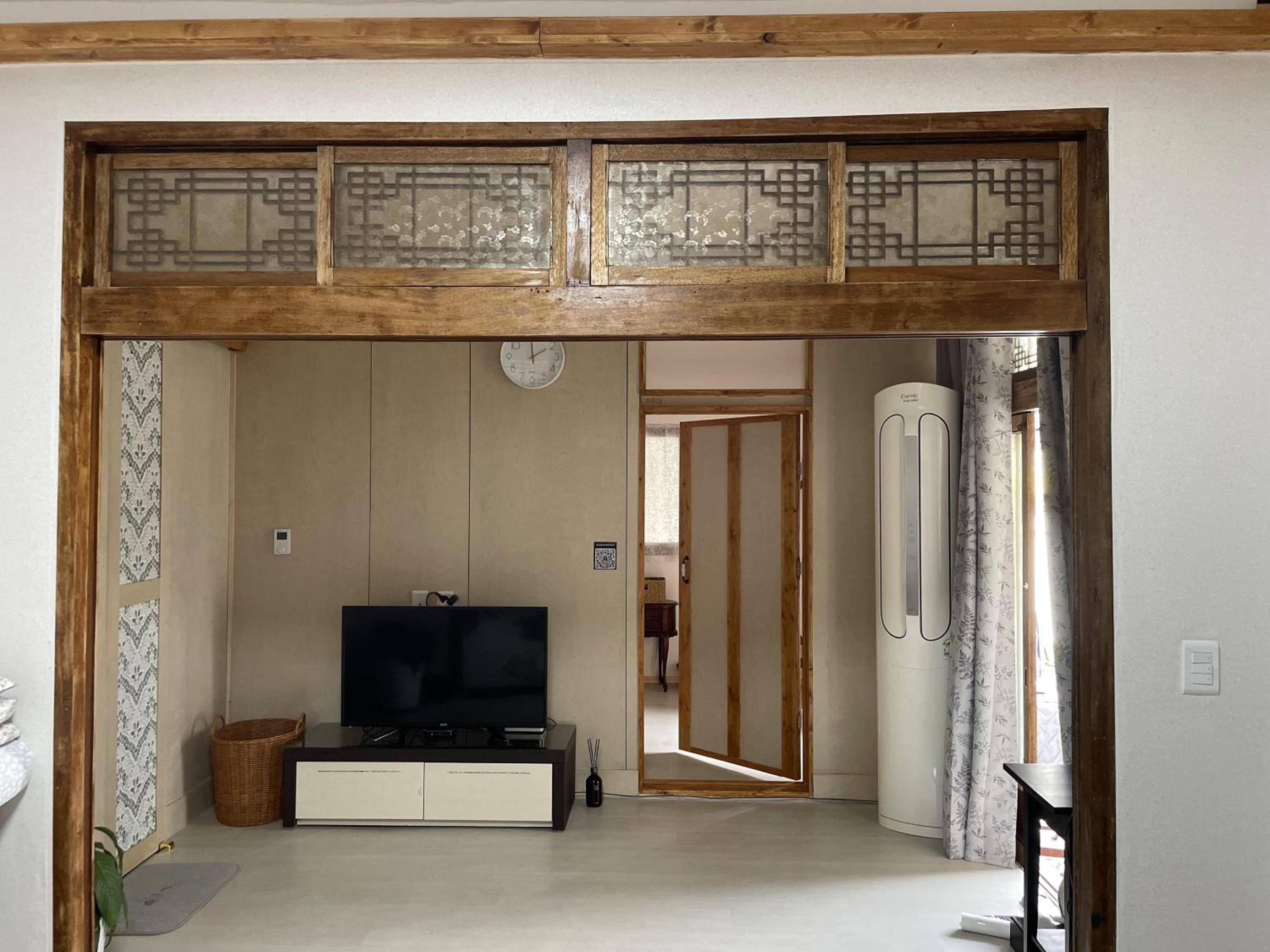 Hanok Stay Ohneul view 2