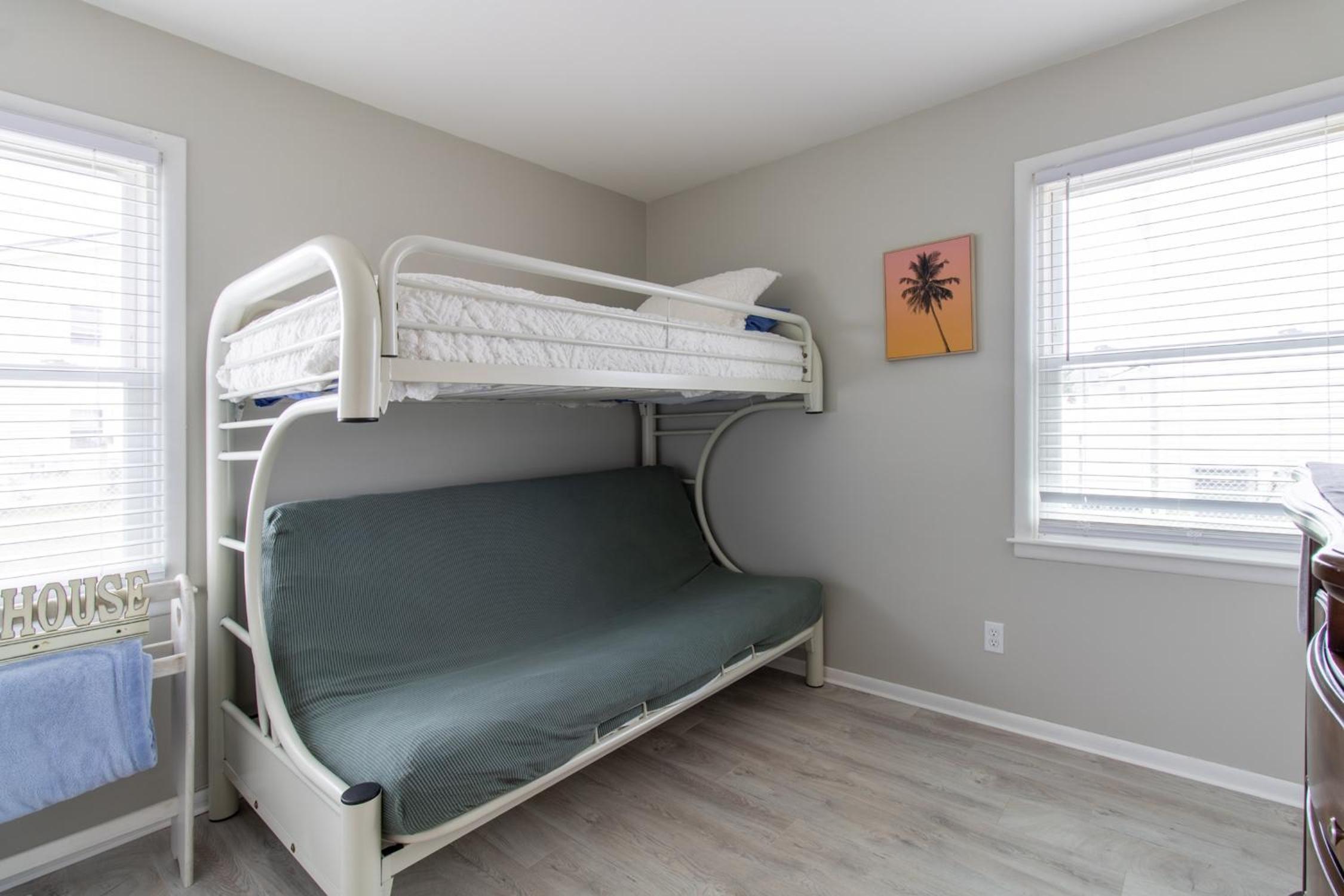 Cozy 3BR Home - Steps from the Shore view 5