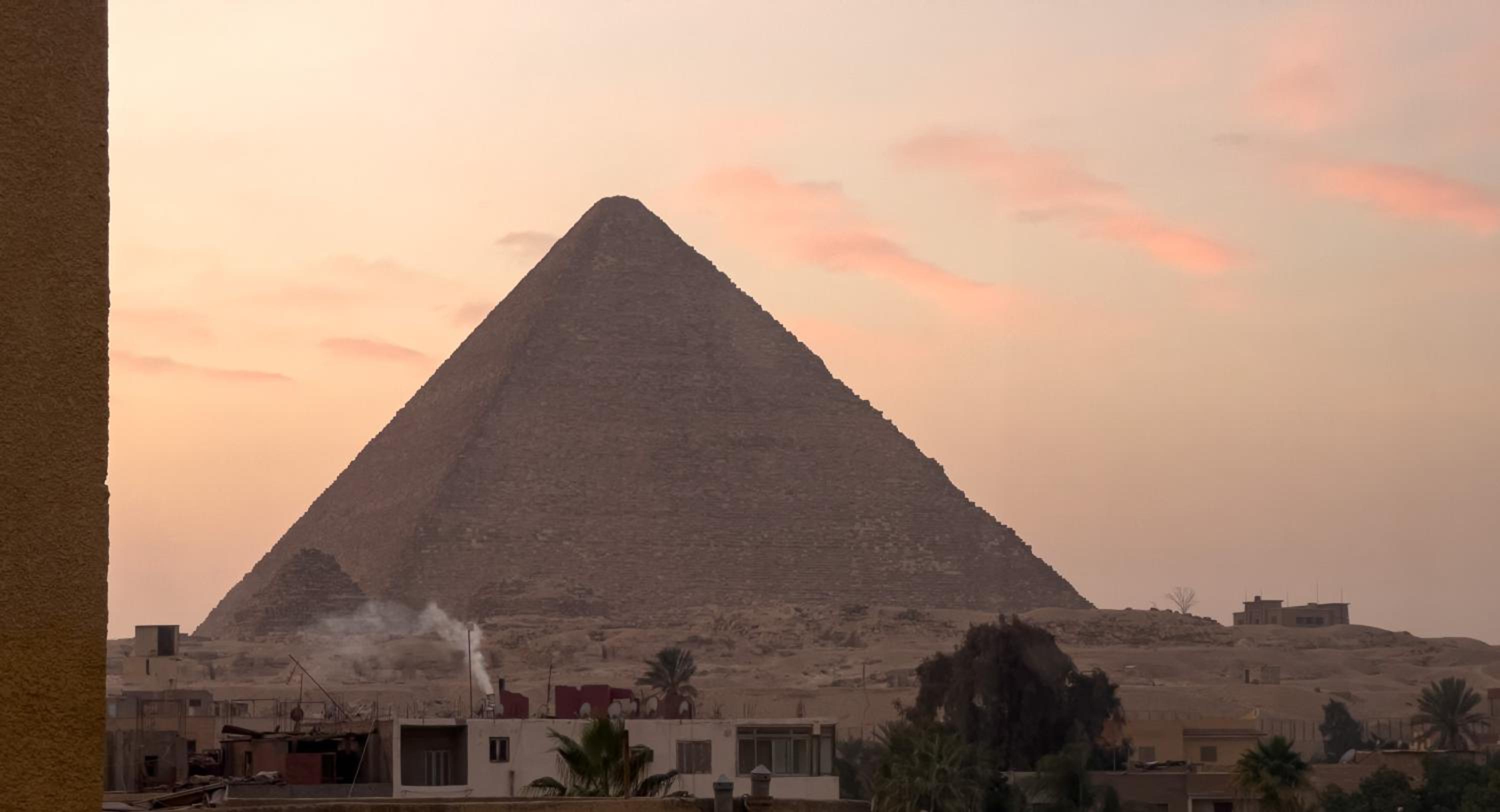 The Pyramids Gate Inn