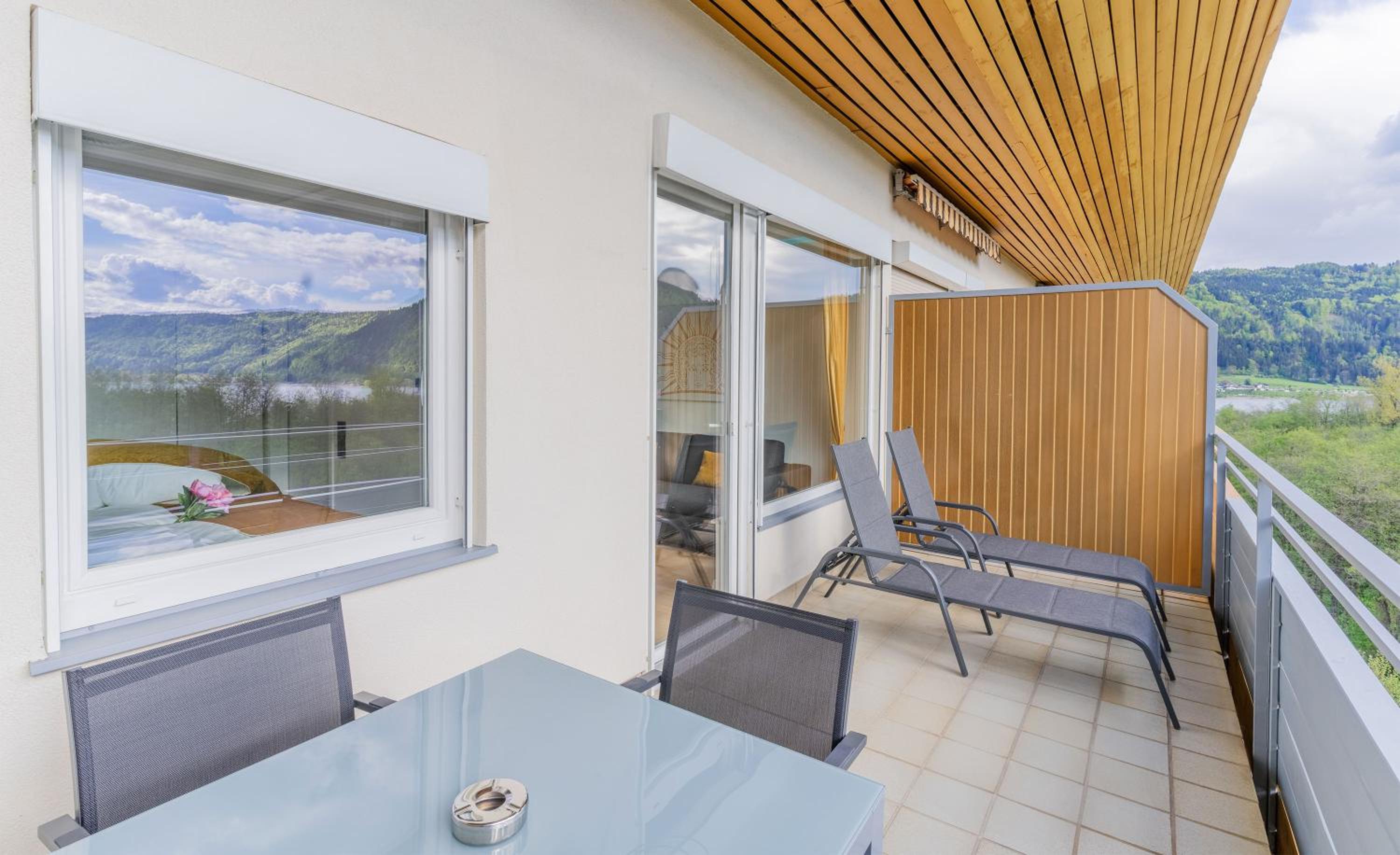 CT-GOLD Penthouse Bodensdorf Amatera privater Seezugang Hallenbad, Skiarena Gerlitzen