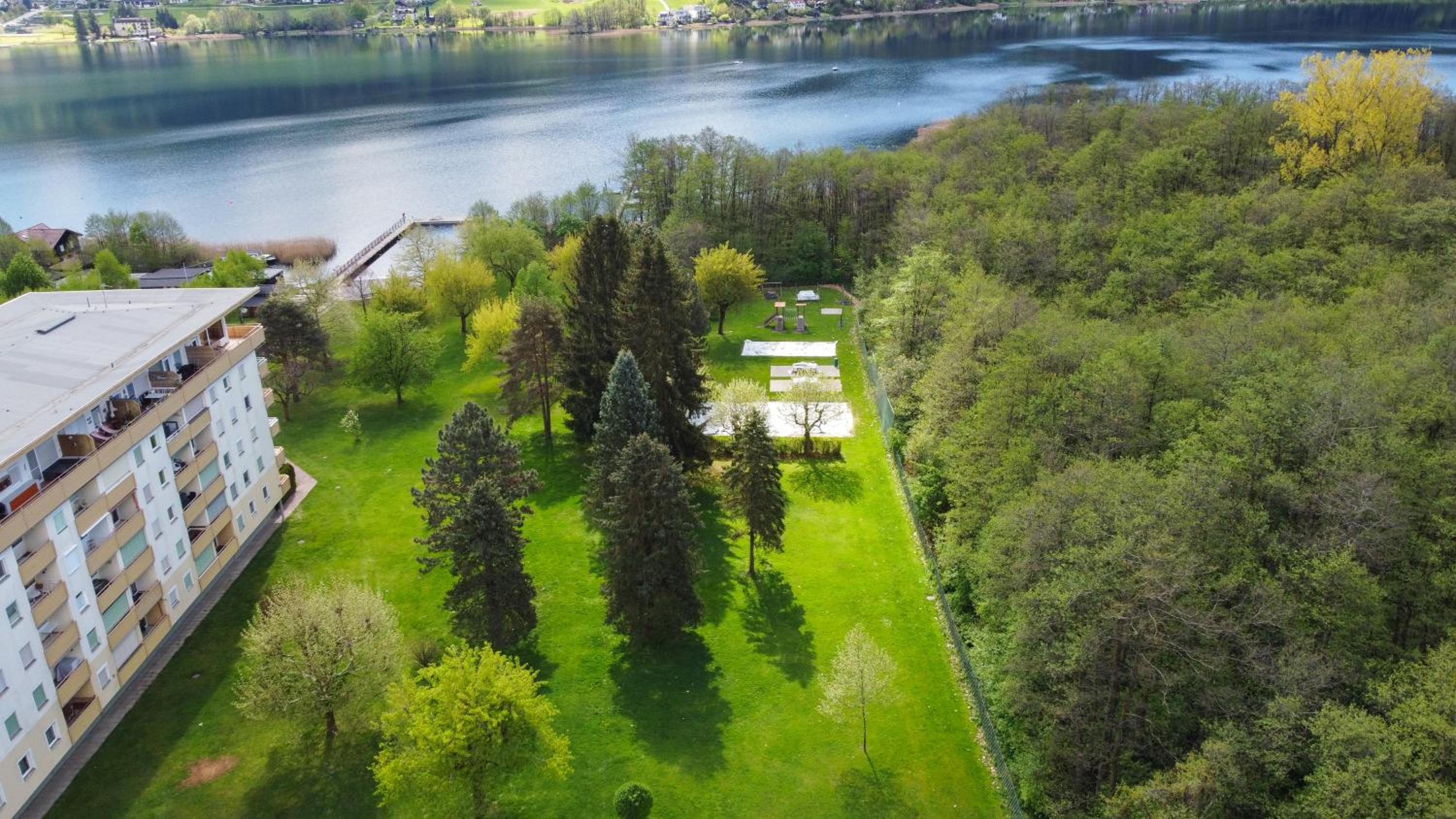 CT-GOLD Penthouse Bodensdorf Amatera privater Seezugang Hallenbad, Skiarena Gerlitzen
