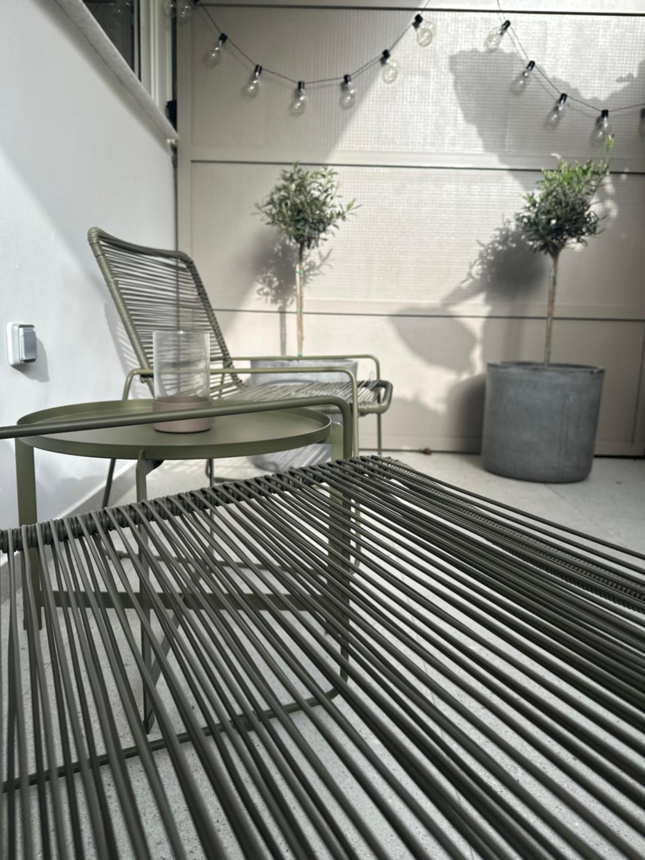 Athenian Coastal Urban Living