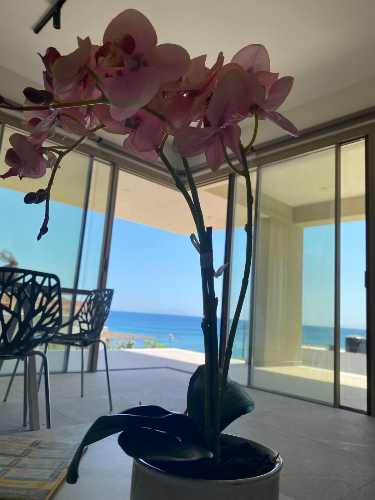 Koumpis Residences