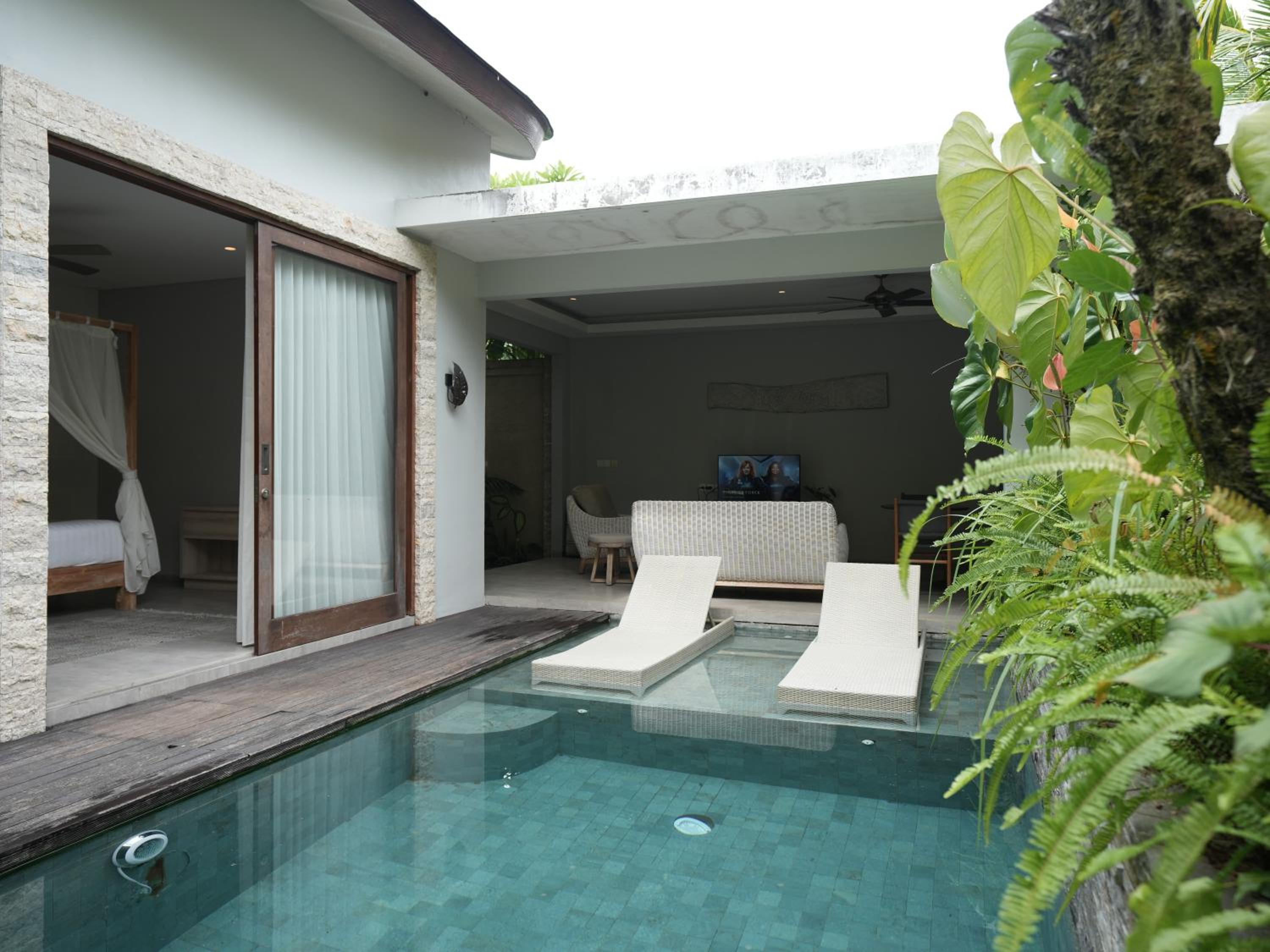 Daun Lebar Villas