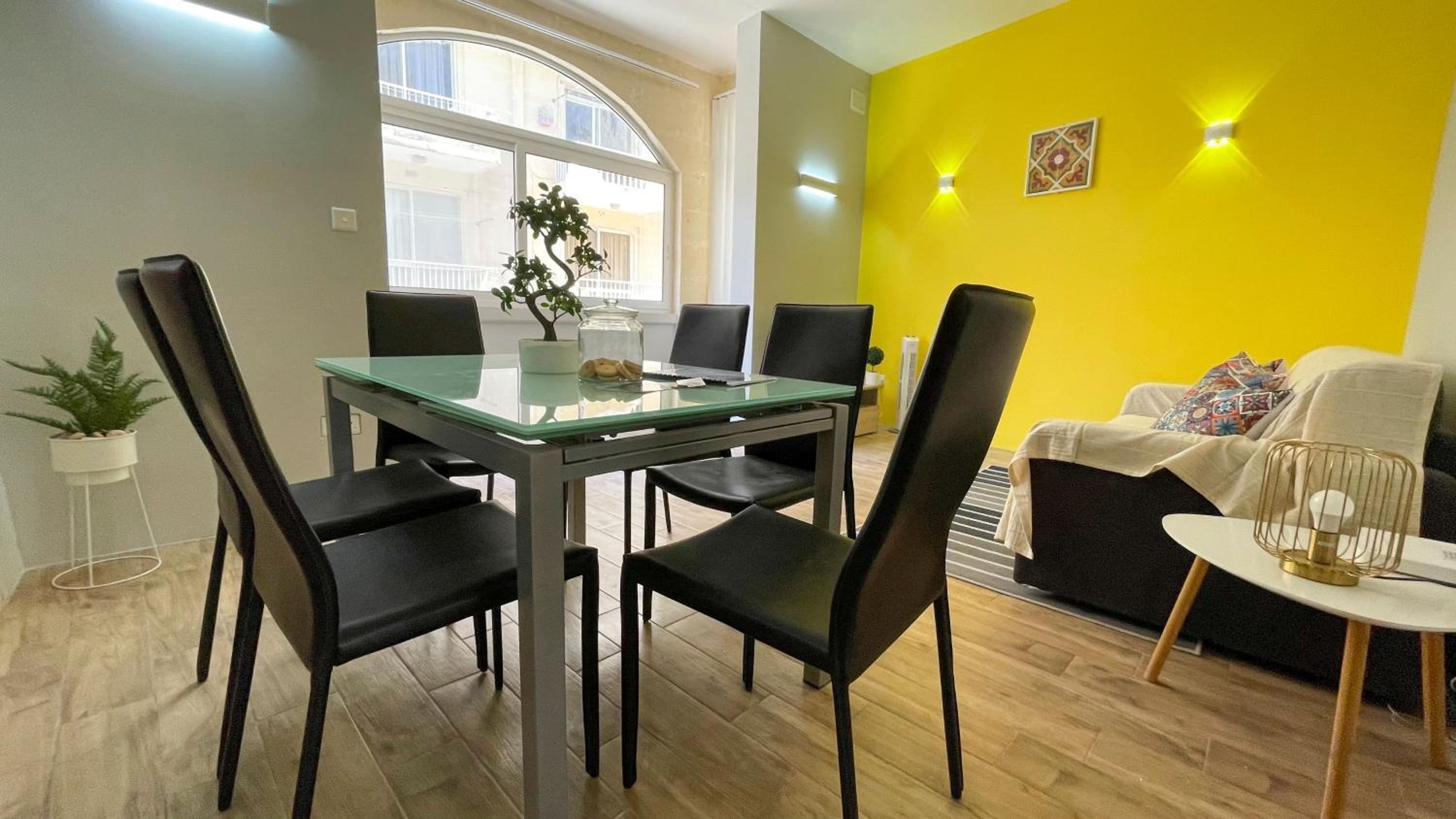 Ritz Apartments Marsalforn Gozo