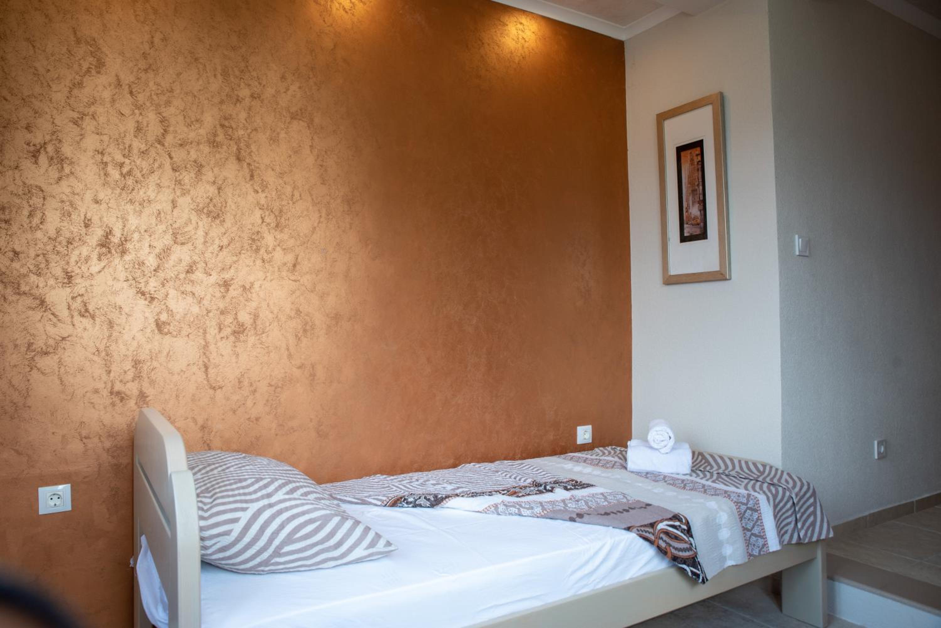 Spacious 2-bedroom apartment with nice view view 3