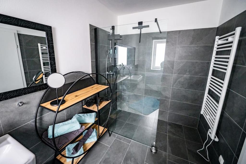 Schicke Wohnung in Seenähe!