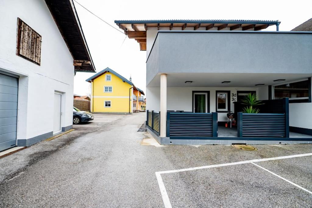 Schicke Wohnung in Seenähe!